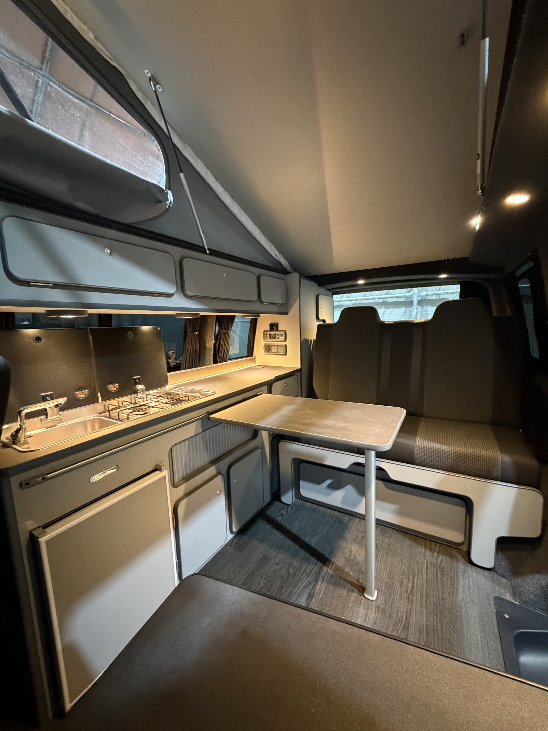 
								Volkswagen Camper King St Tropez Campervan full									