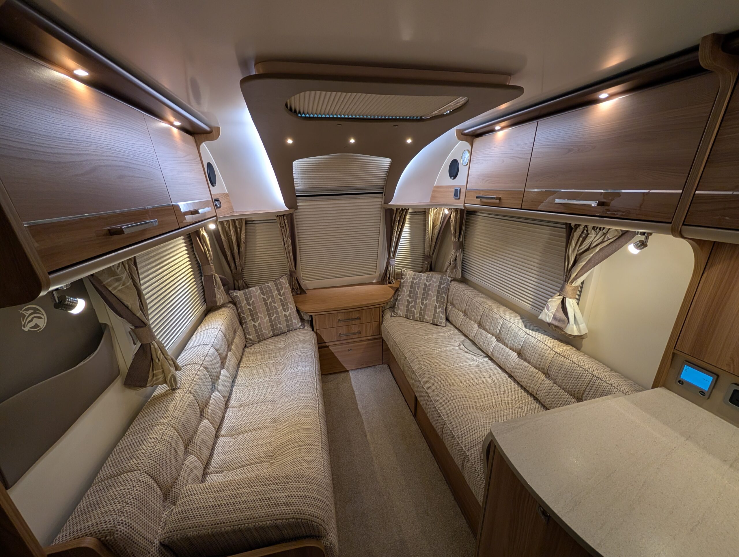 
								Bailey Unicorn Valencia full									