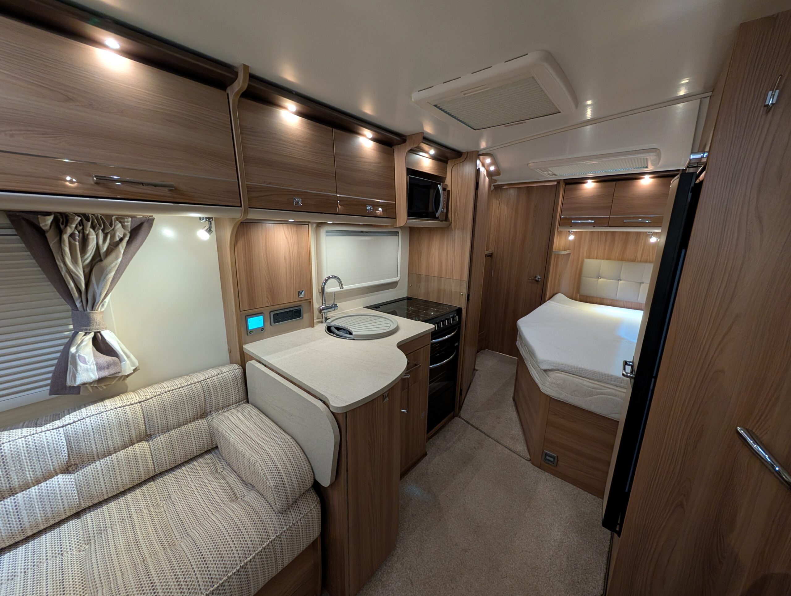 
								Bailey Unicorn Valencia full									