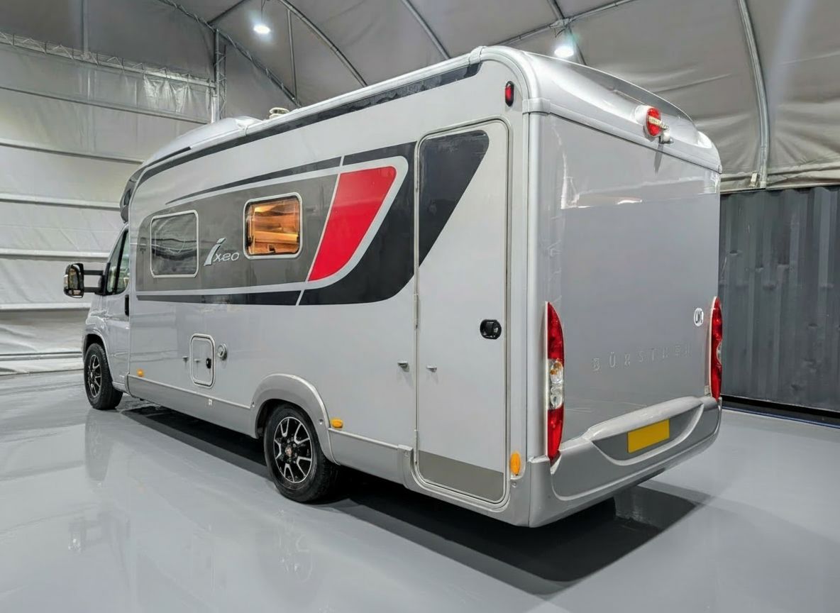 
								Burstner Ixeo 680 G full									