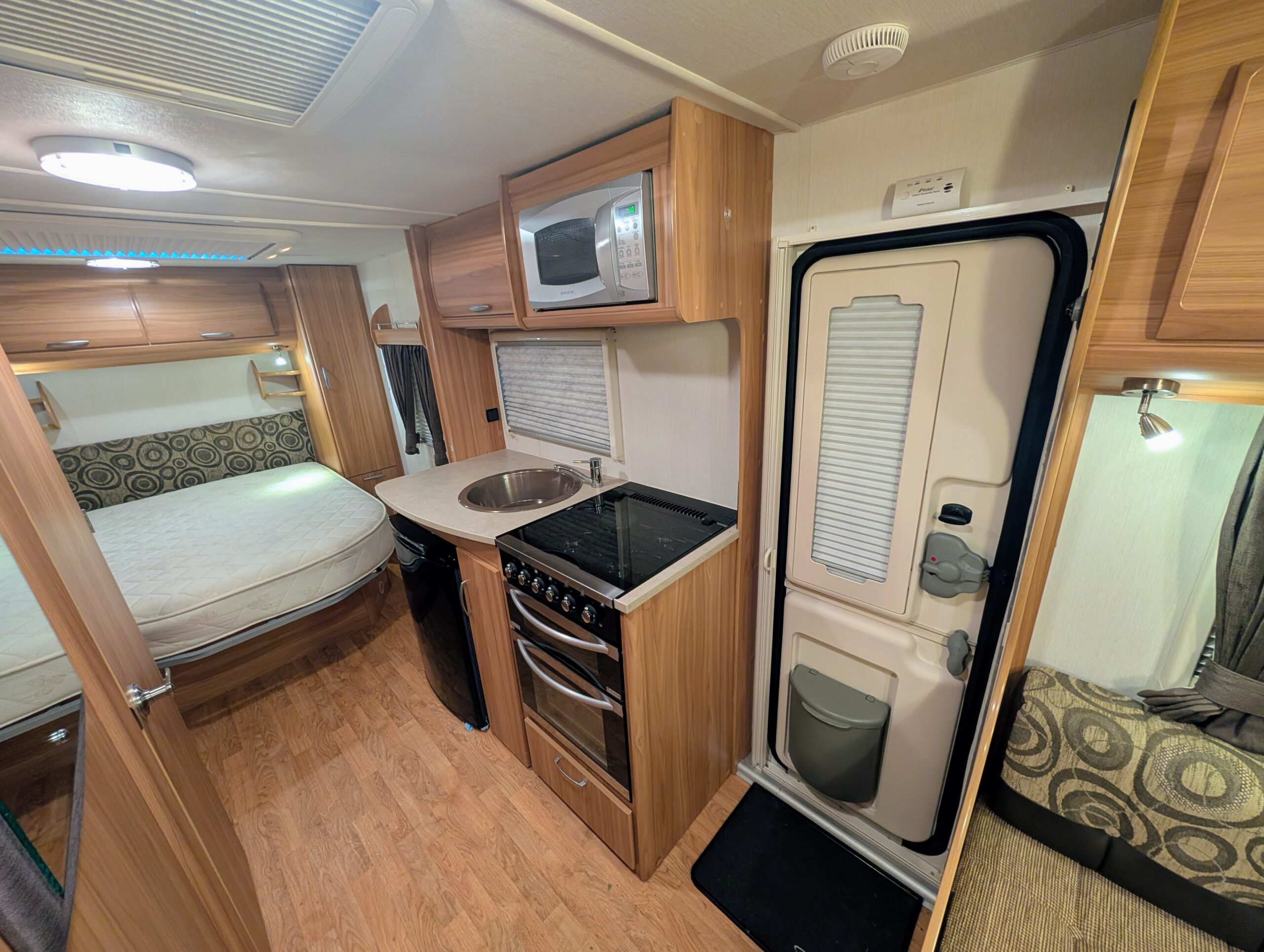 
								Lunar Ultima 560 full									