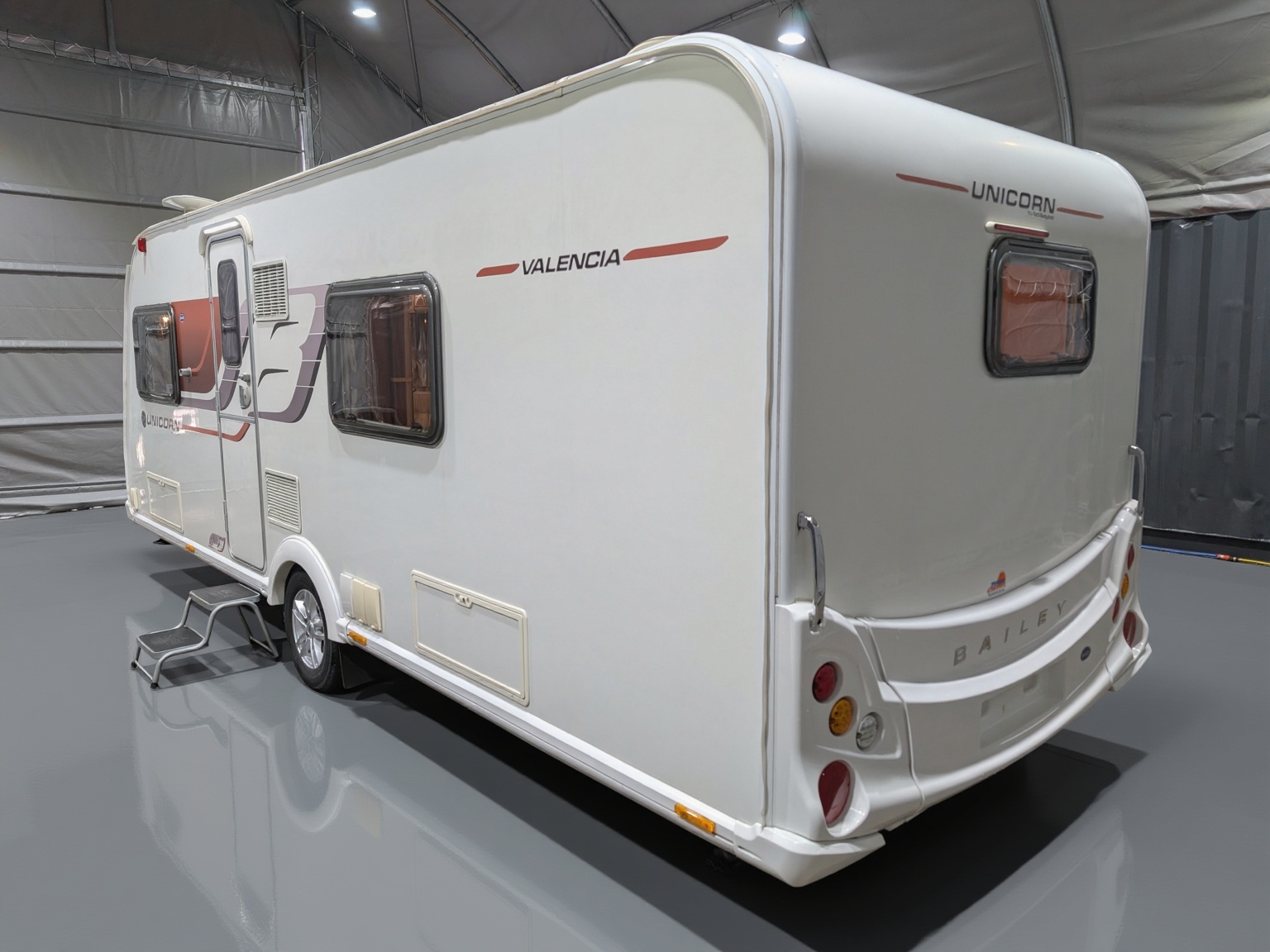 
								Bailey Unicorn Valencia full									