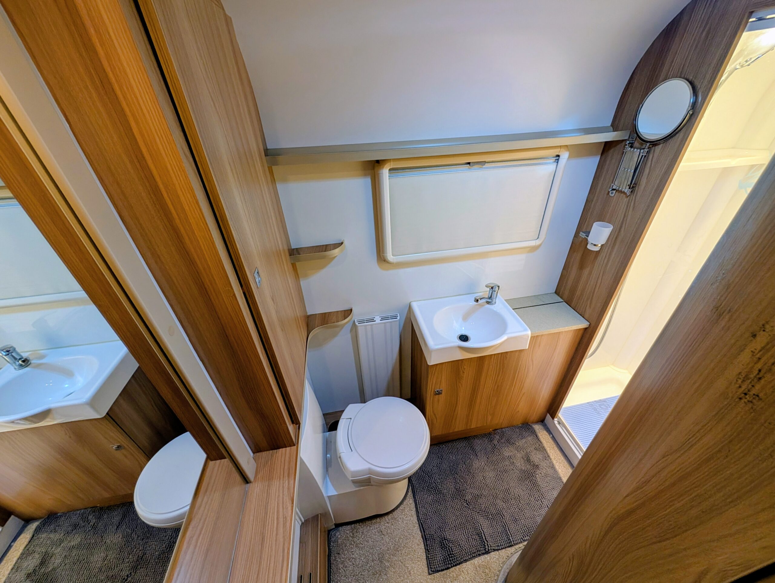 
								Bailey Unicorn Valencia full									