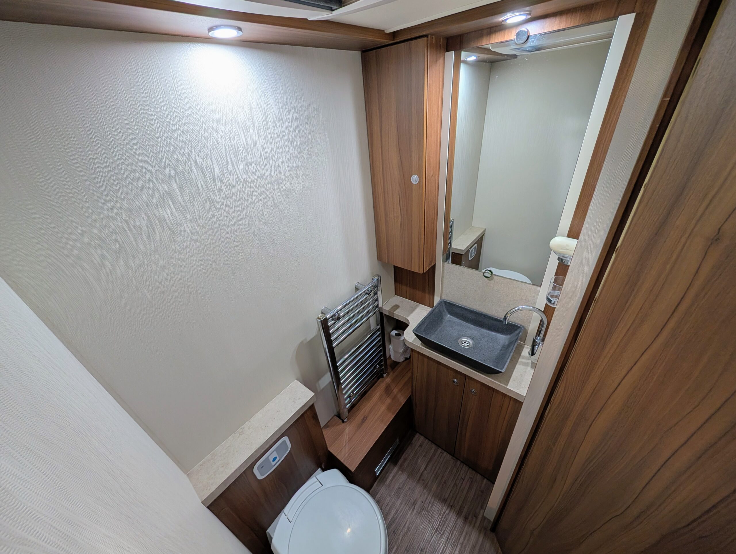 
								Buccaneer Caravel full									