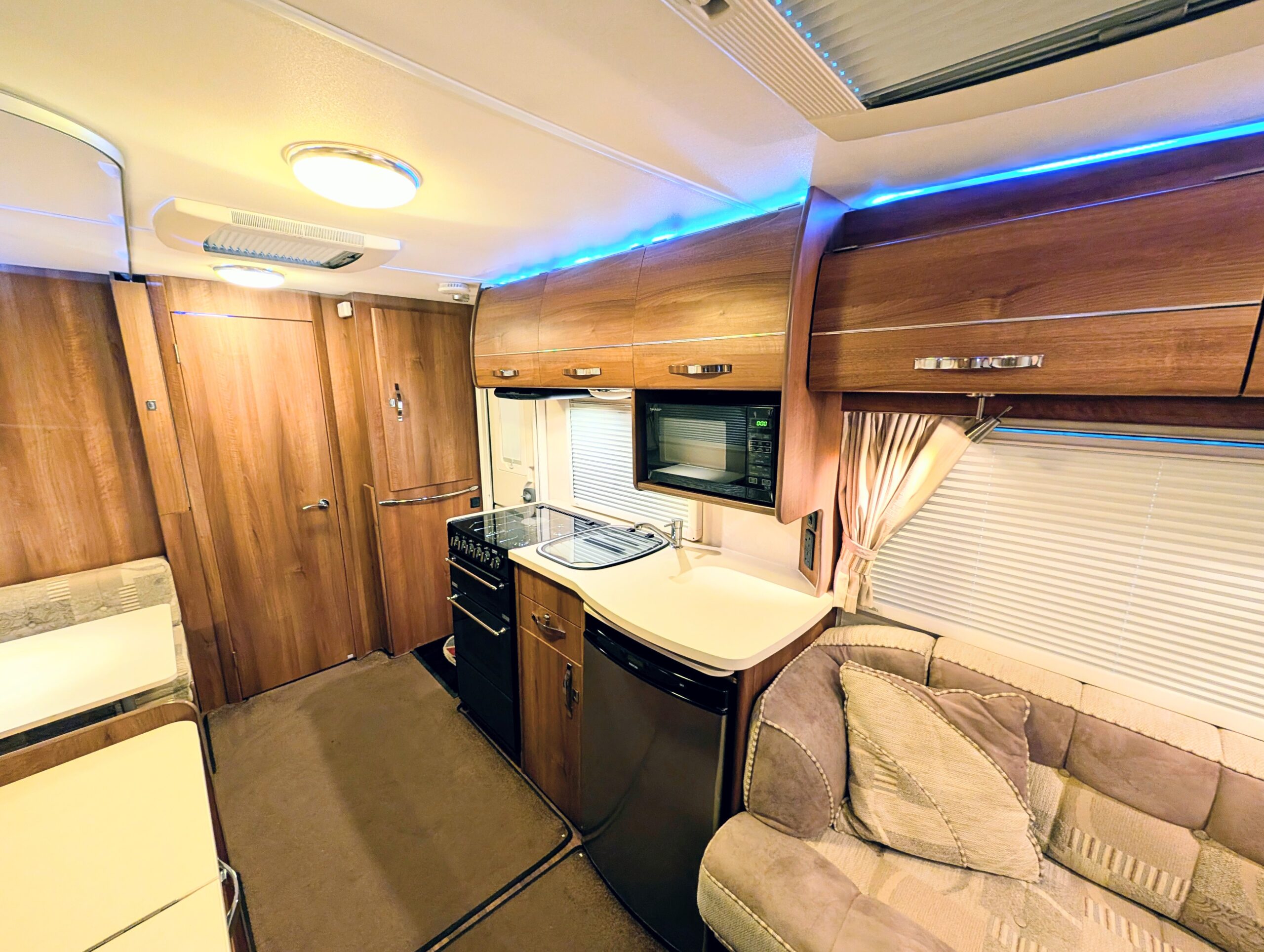 
								Auto Sleeper Kensington full									