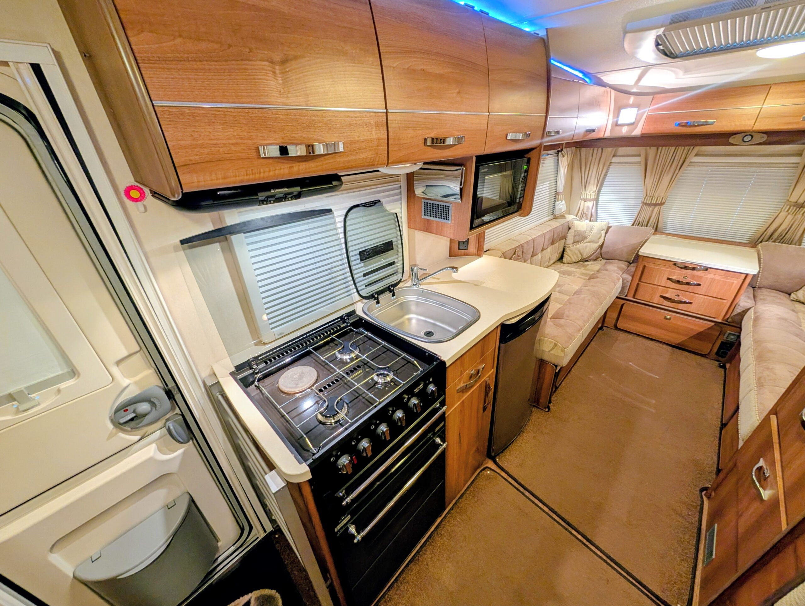 
								Auto Sleeper Kensington full									