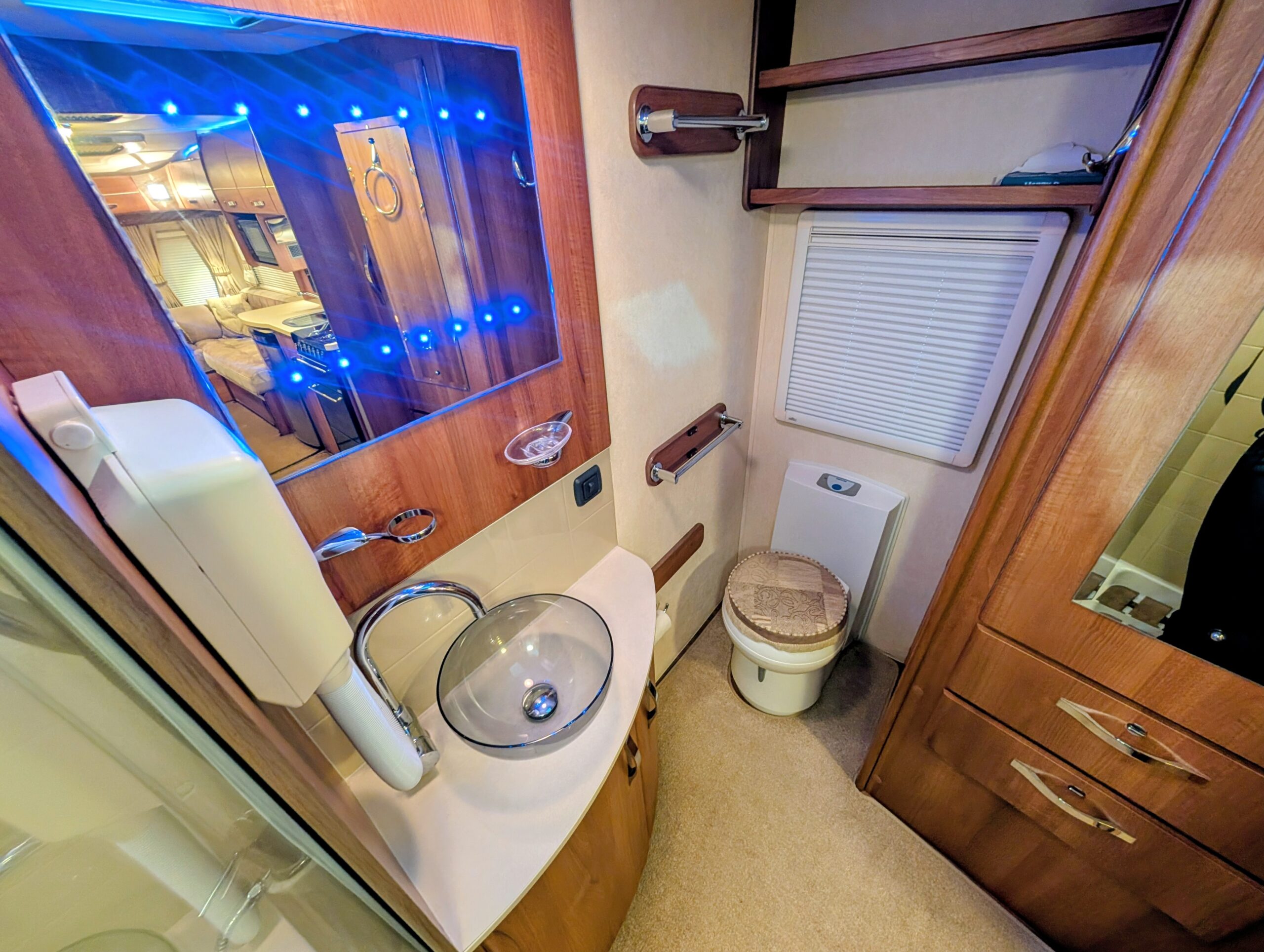 
								Auto Sleeper Kensington full									