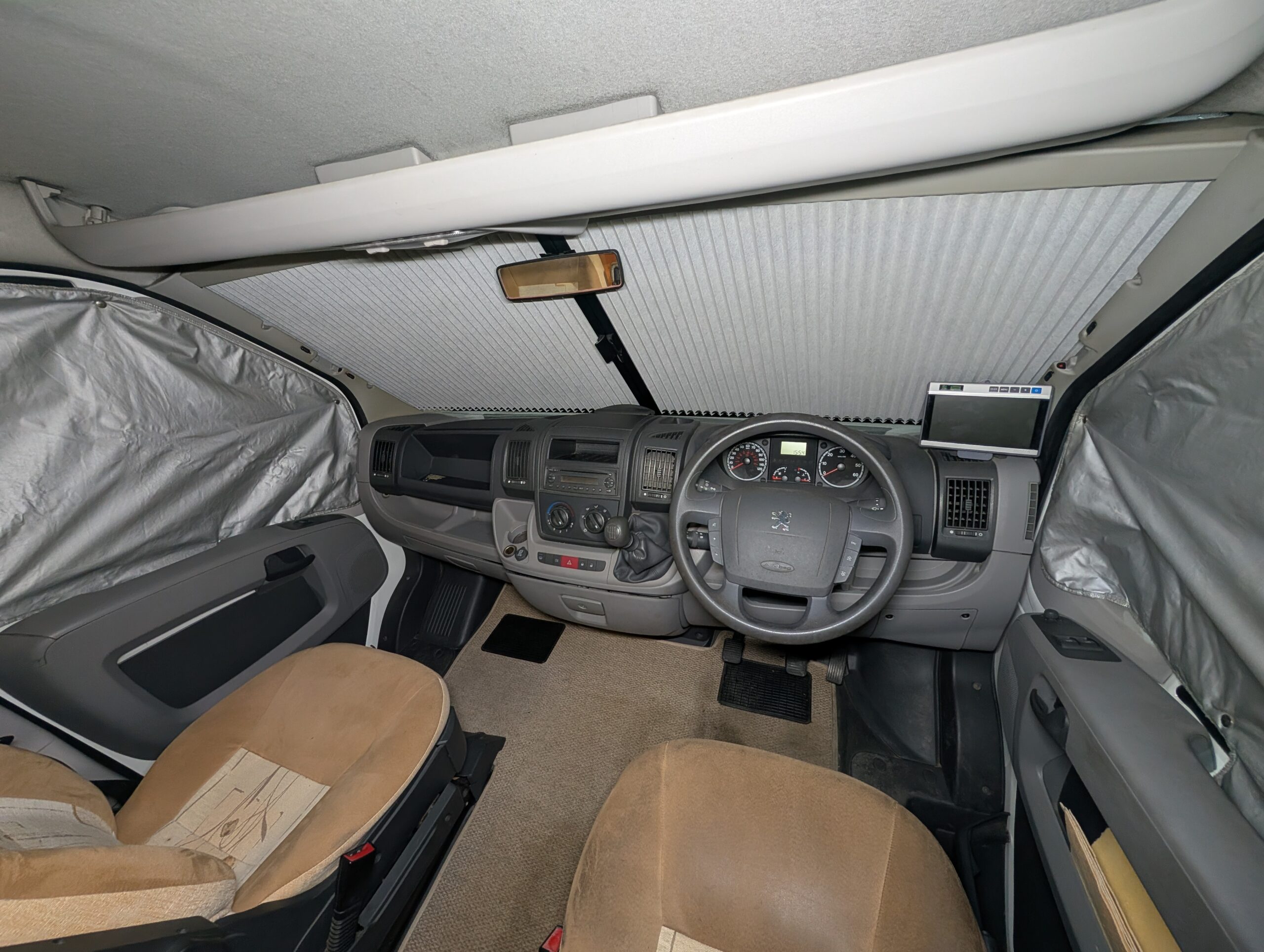 
								Autocruise Pioneer Jolliet full									