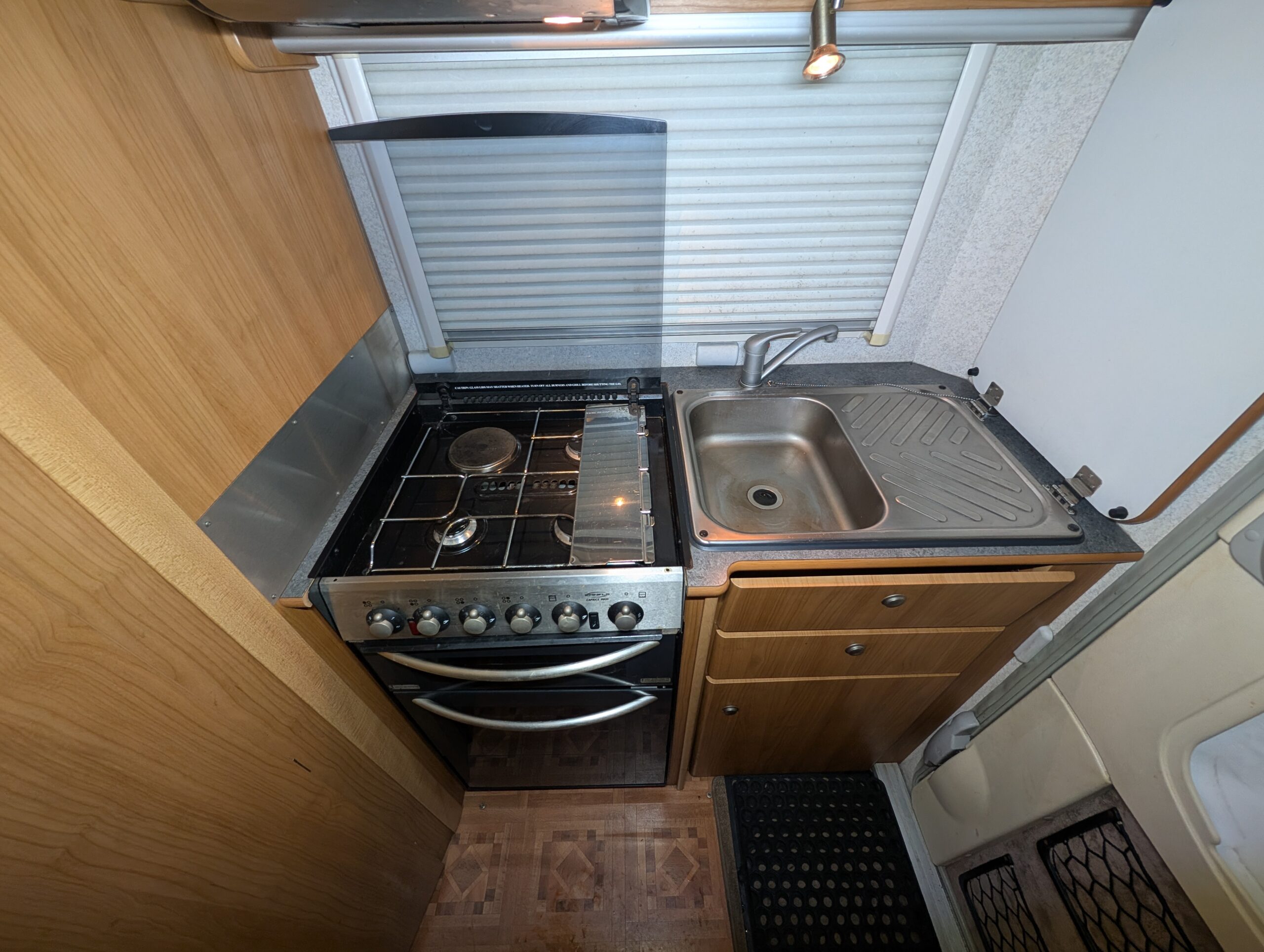 
								Autocruise Pioneer Jolliet full									