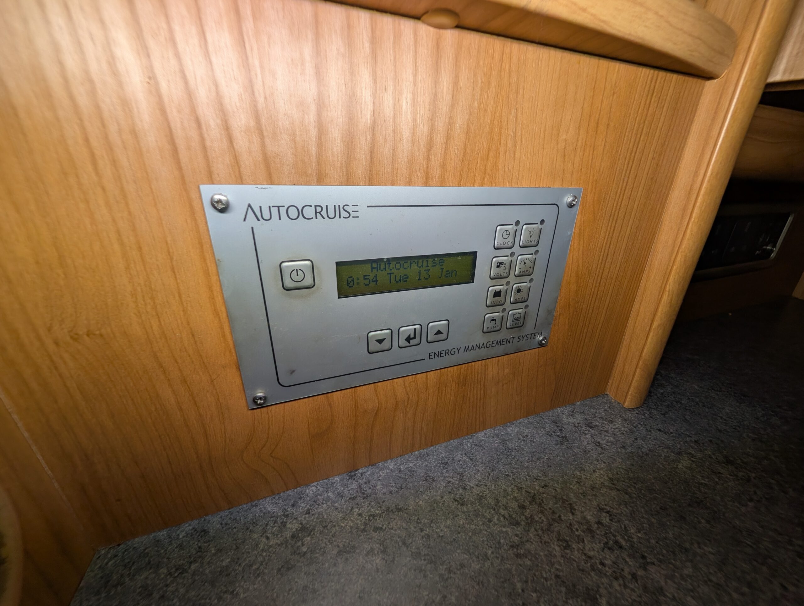 
								Autocruise Pioneer Jolliet full									