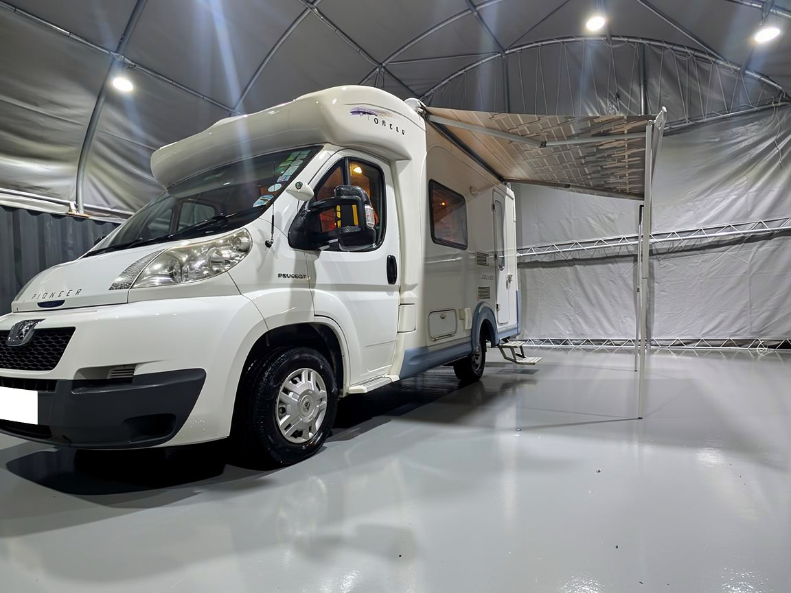 
								Autocruise Pioneer Jolliet full									