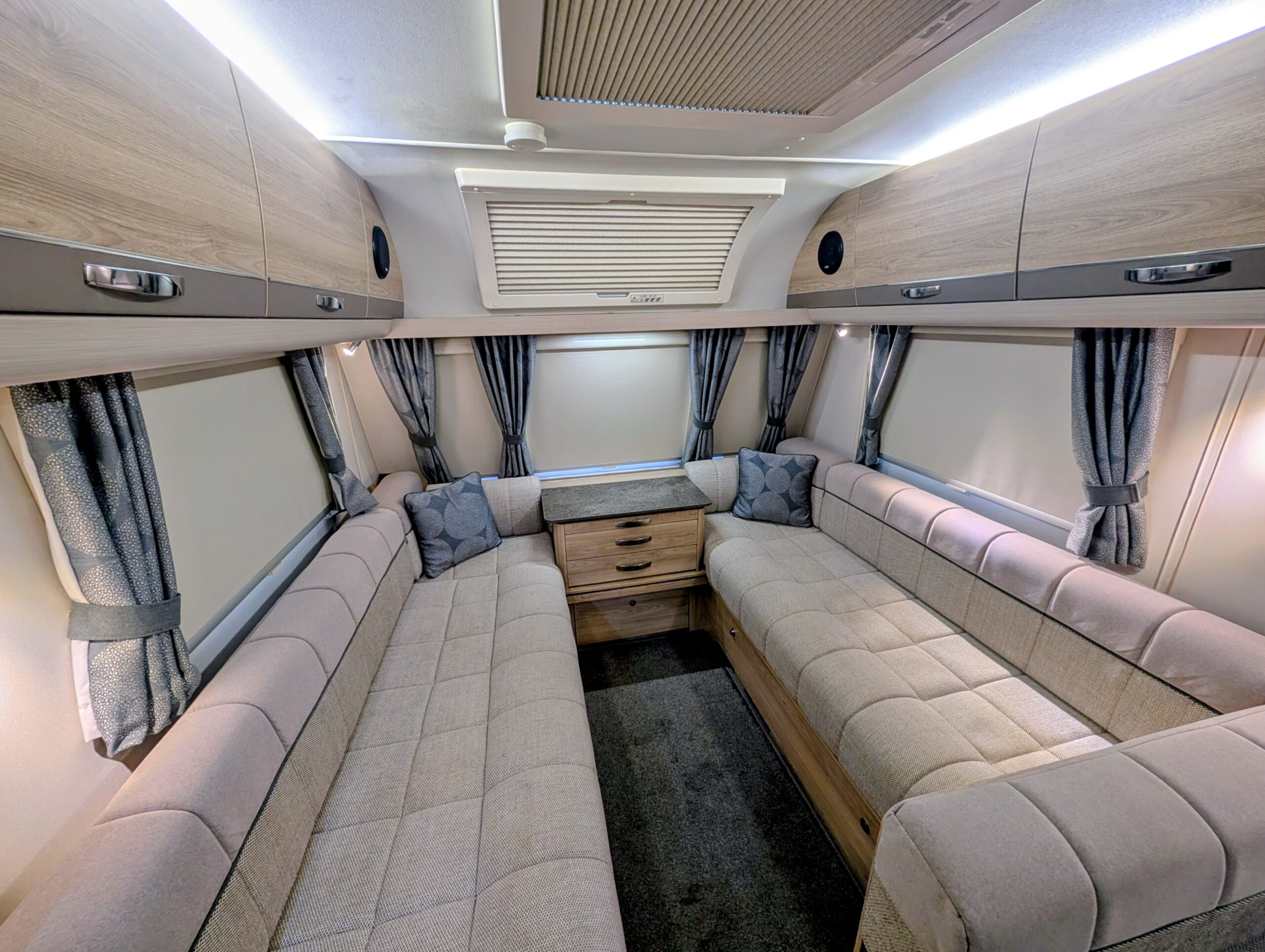 
								Elddis Avante 840 full									