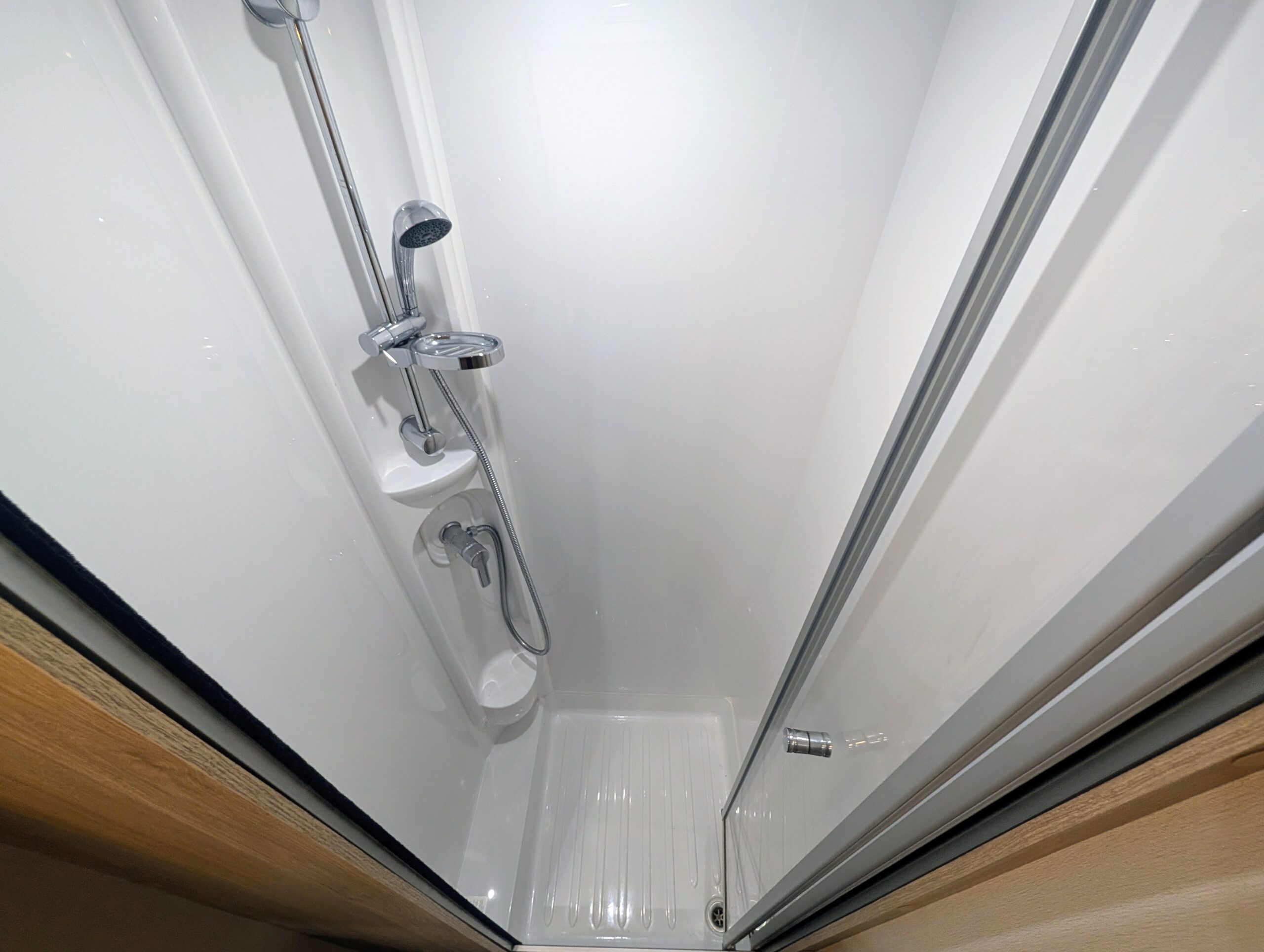 
								Elddis Avante 840 full									