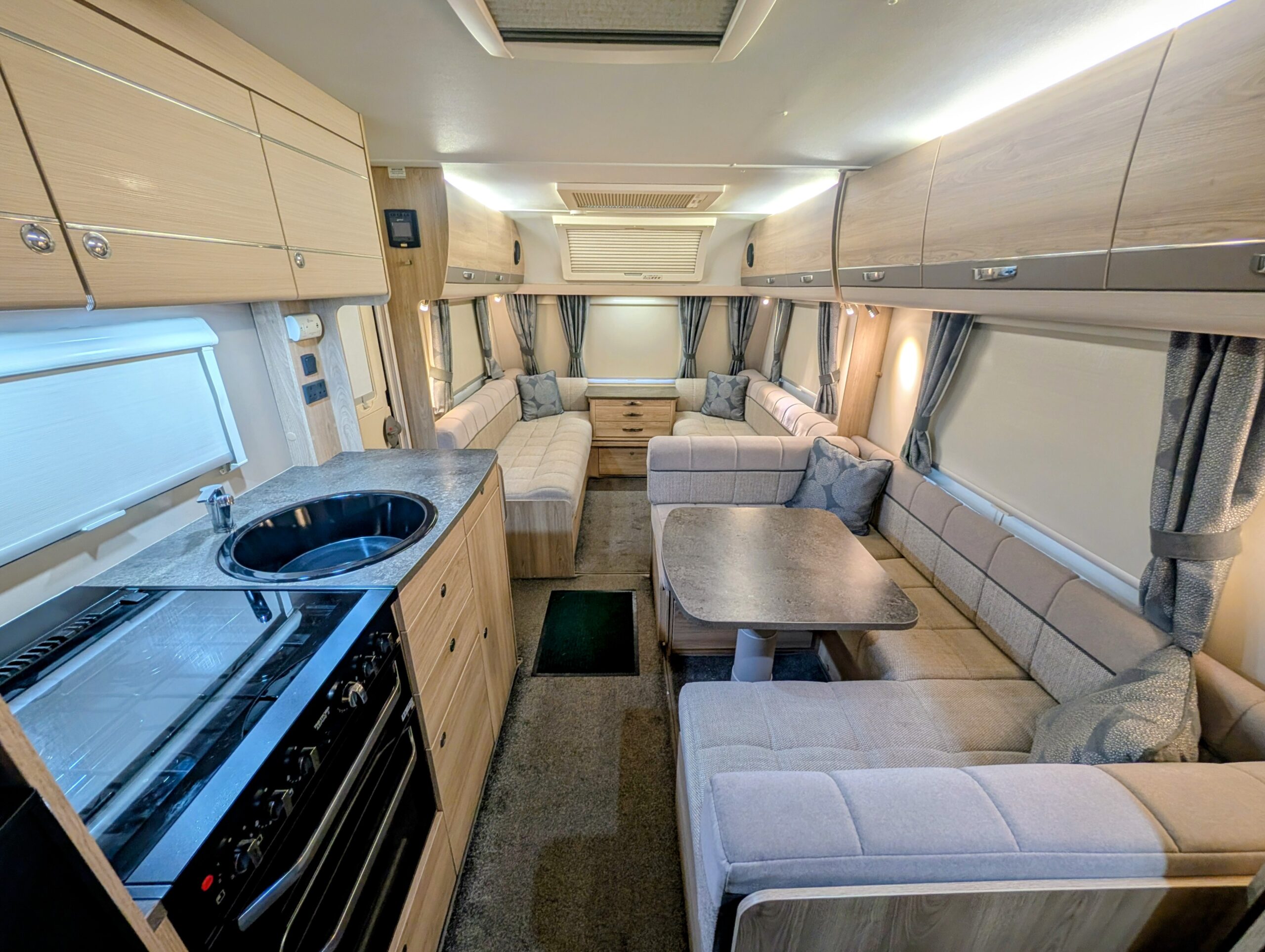 
								Elddis Avante 840 full									