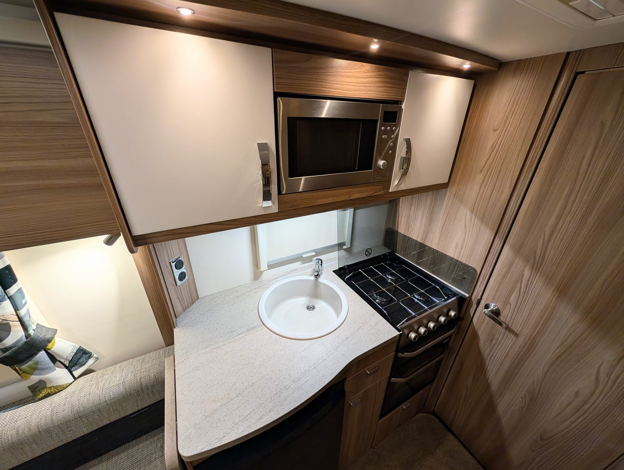 
								Swift Cruach Cairngorm full									