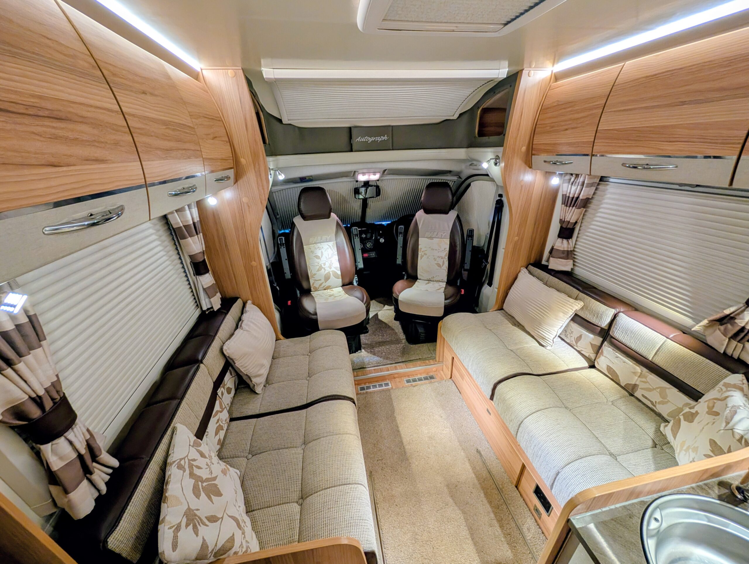 
								Bailey Approach Autograph 740 full									