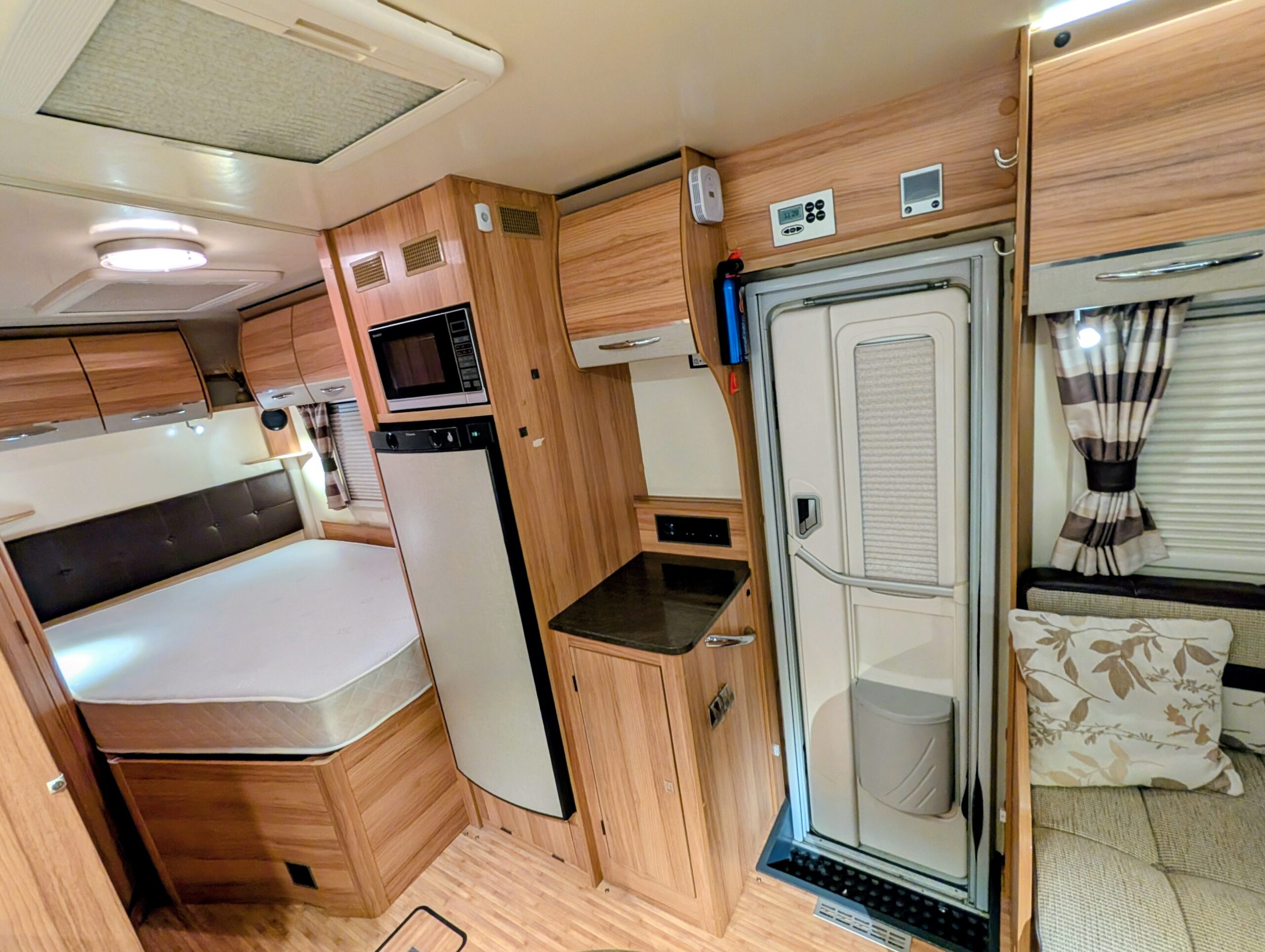 
								Bailey Approach Autograph 740 full									