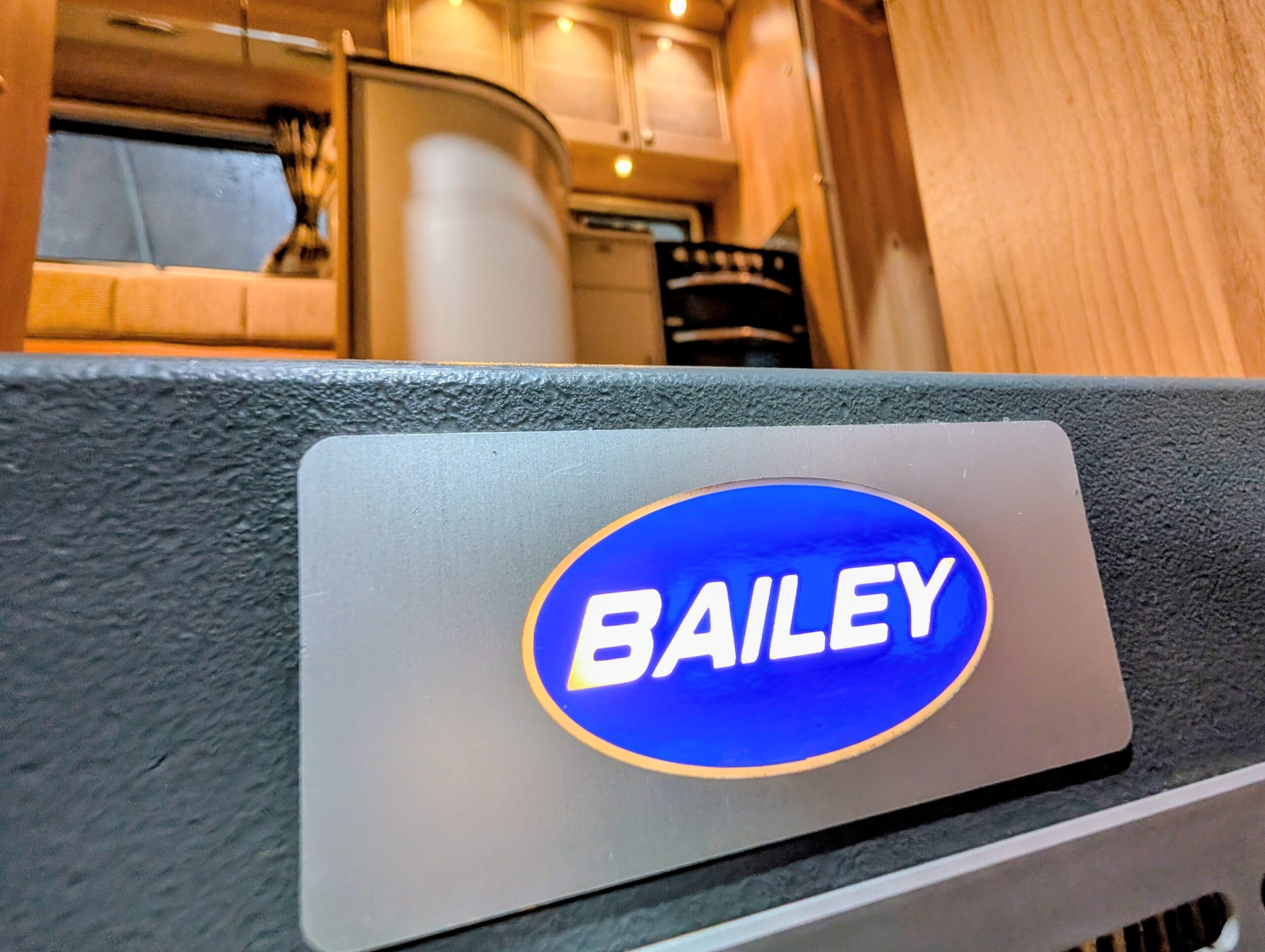 
								Bailey Approach Autograph 740 full									