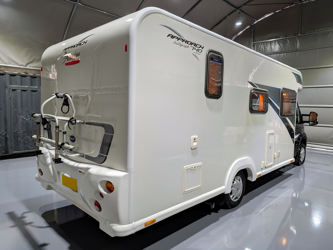 
								Bailey Approach Autograph 740 full									