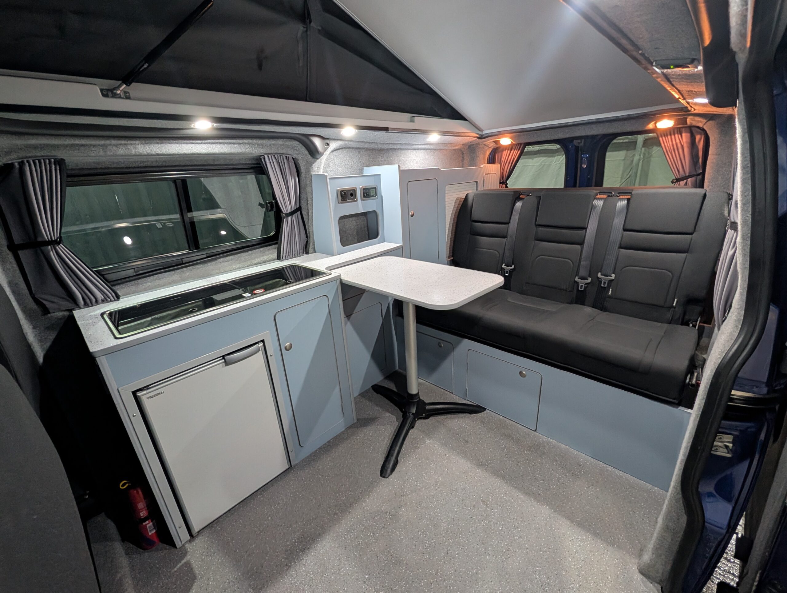 
								Ford Transit Custom Campervan full									