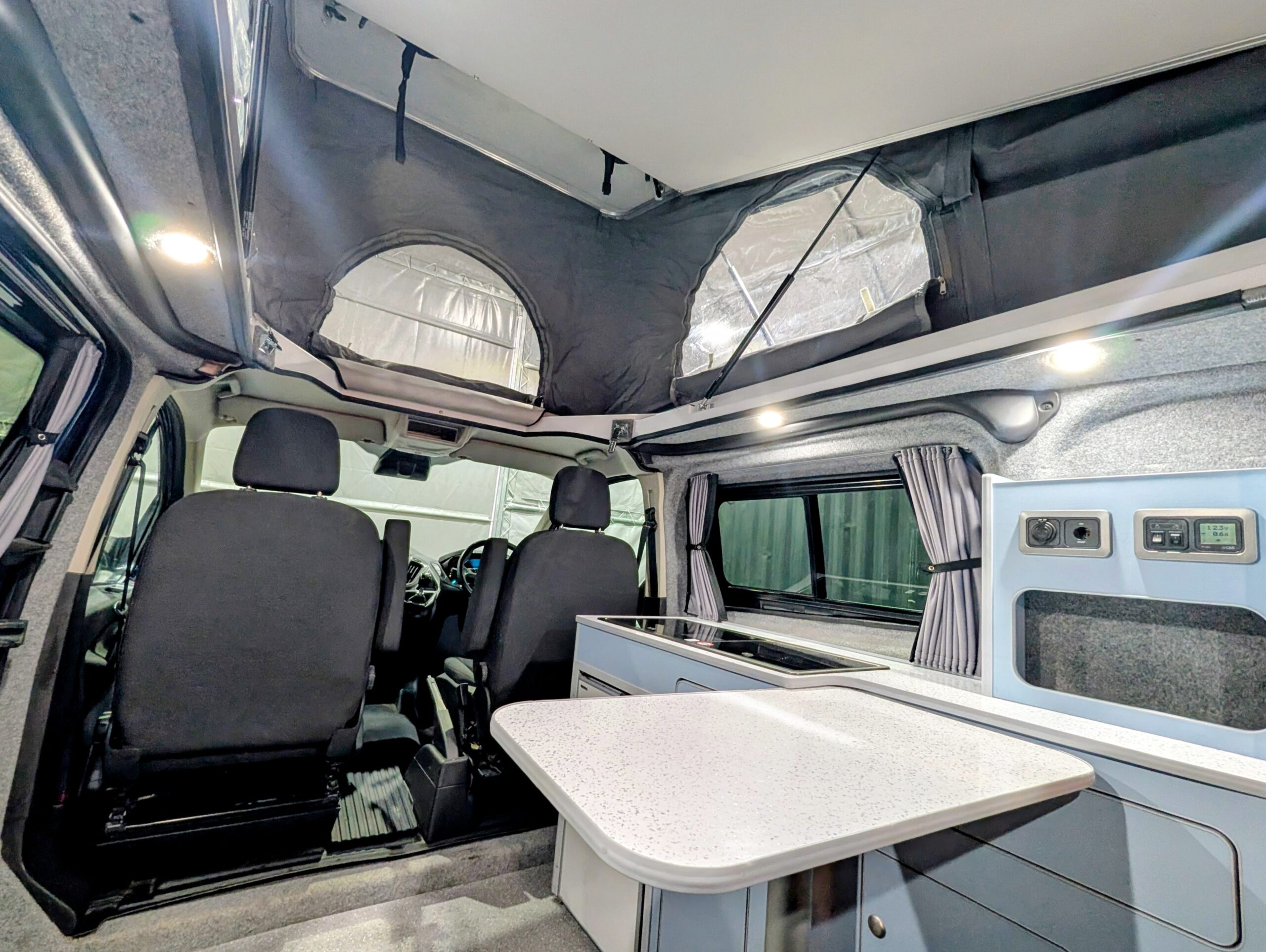 
								Ford Transit Custom Campervan full									