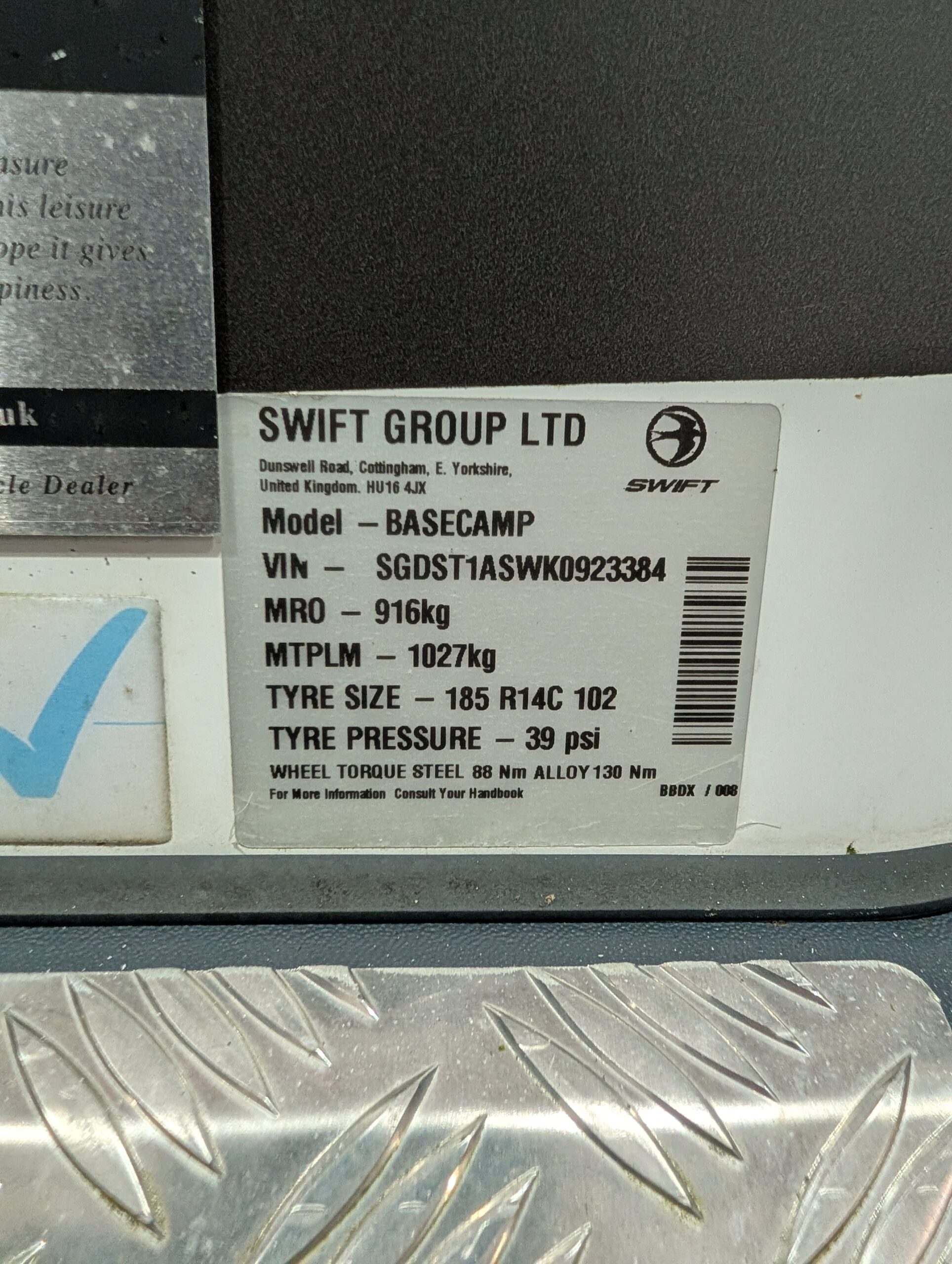 
								Swift BaseCamp full									