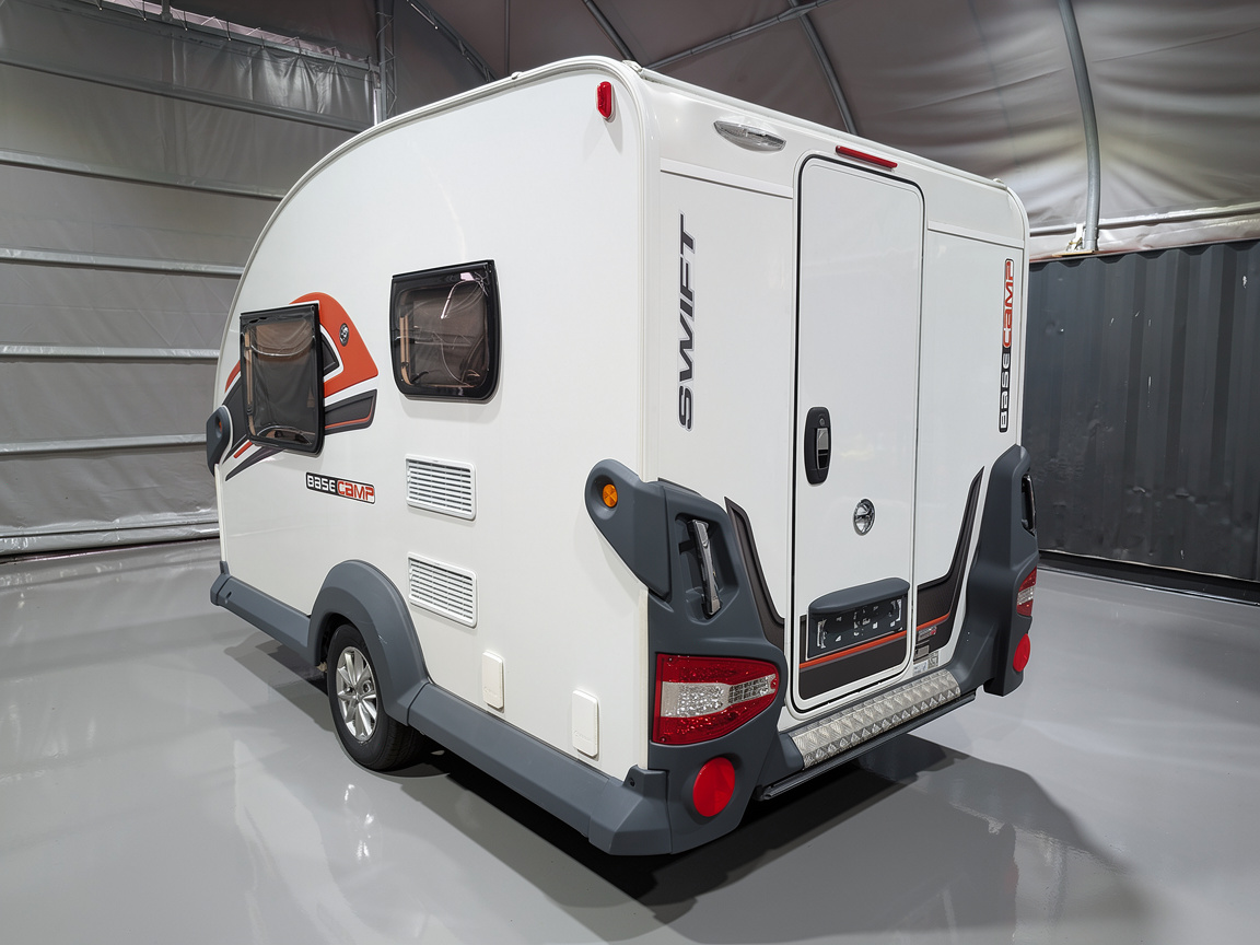 
								Swift BaseCamp full									