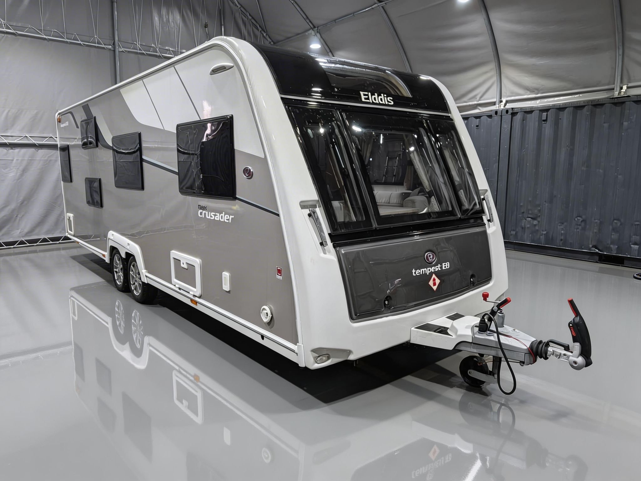 
								Elddis Crusader Tempest EB full									