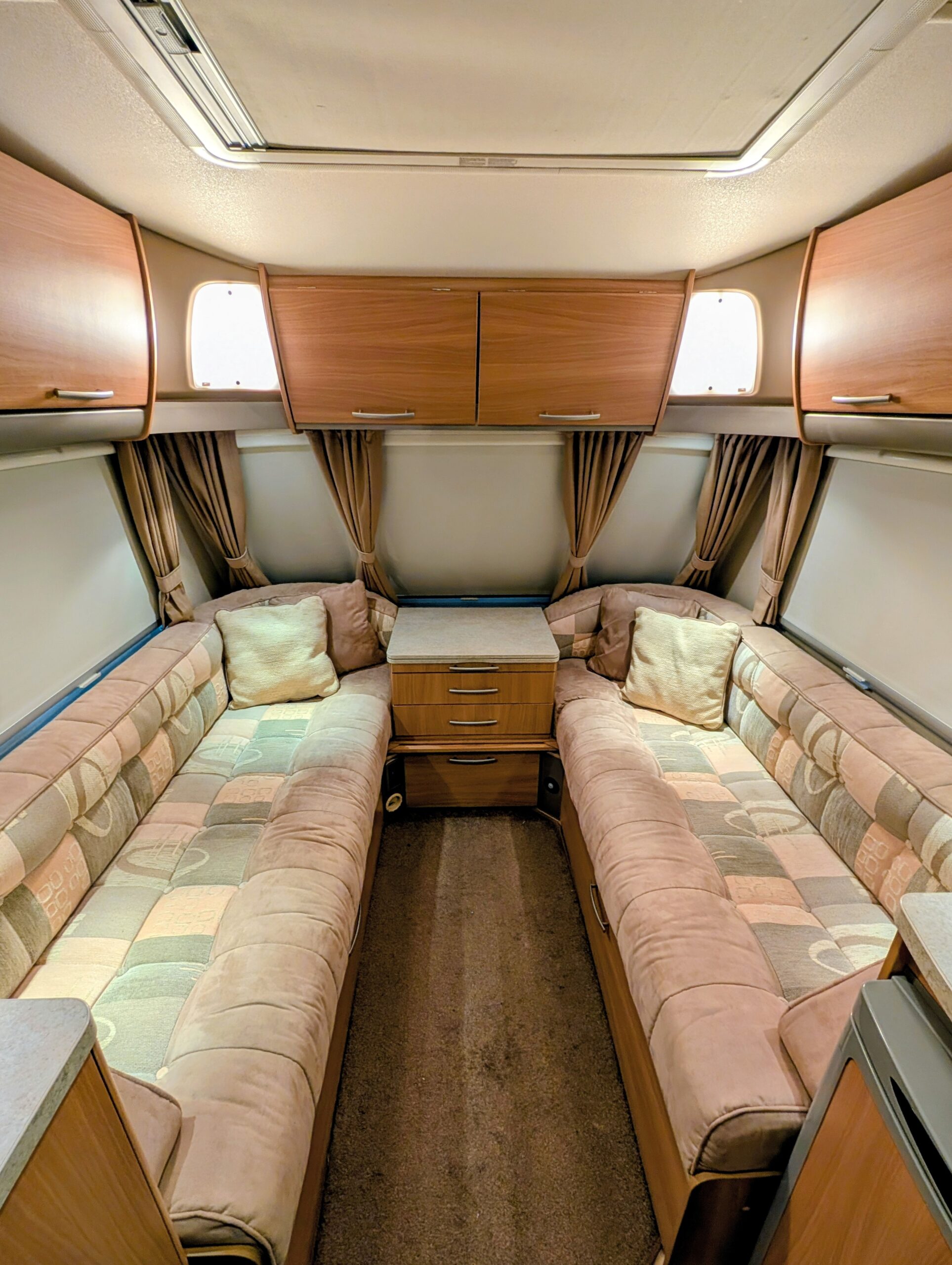 
								Swift Accord 57 full									