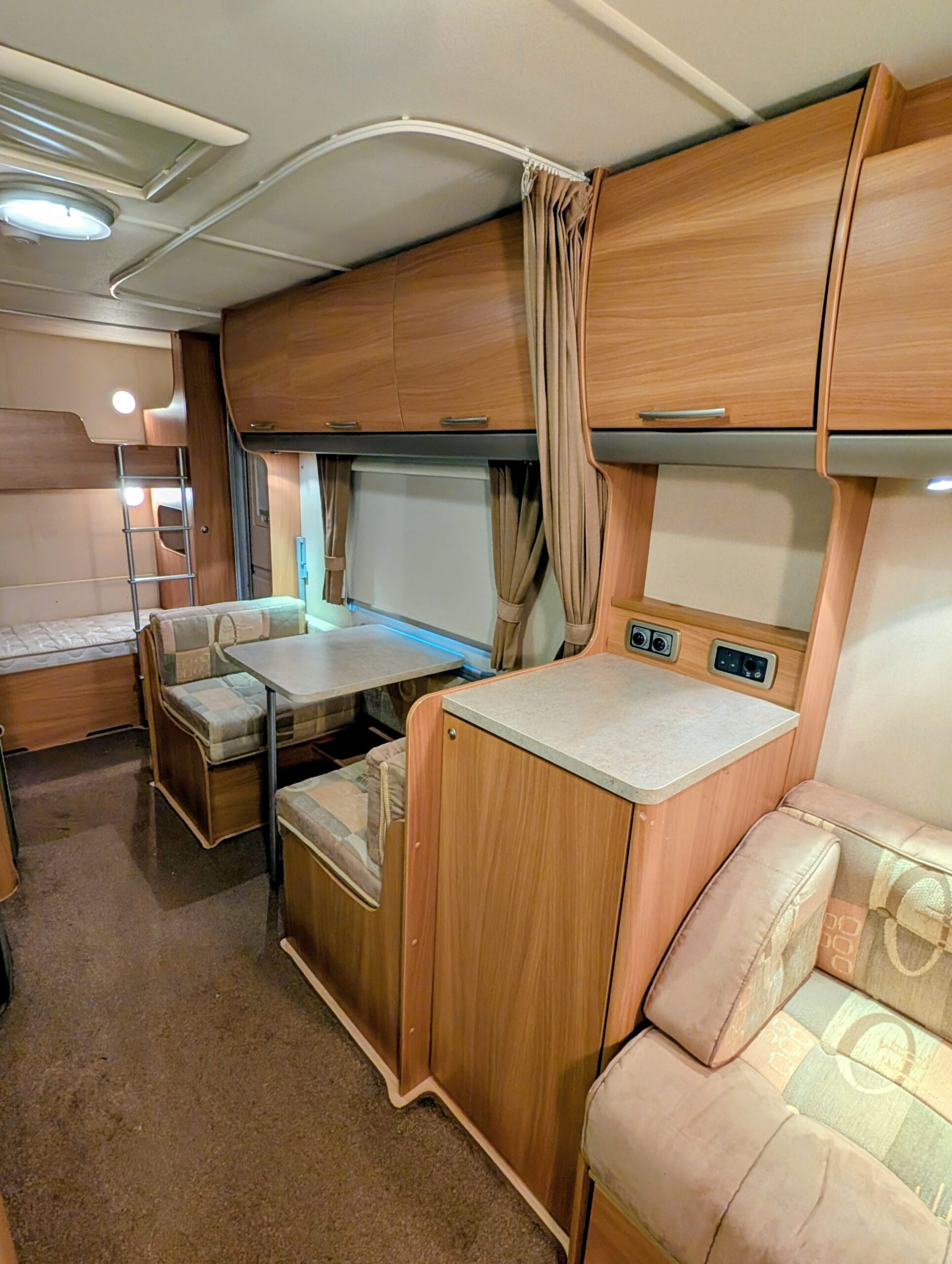 
								Swift Accord 57 full									