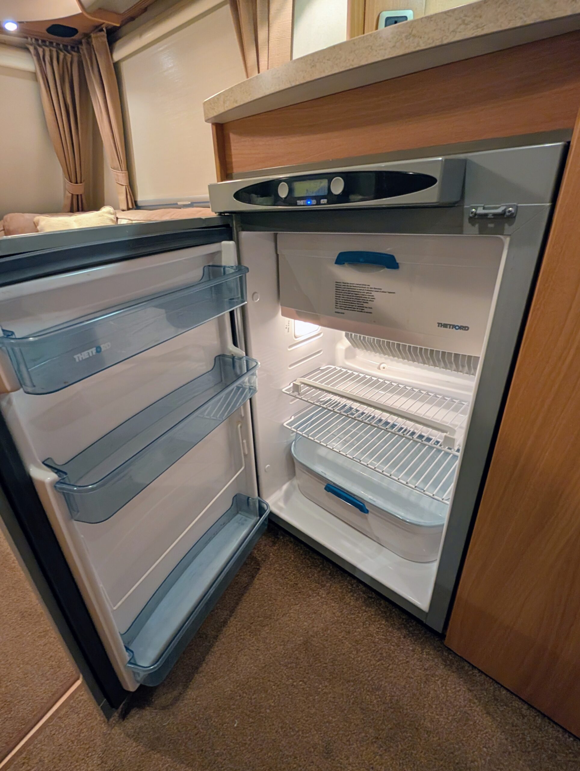 
								Swift Accord 57 full									