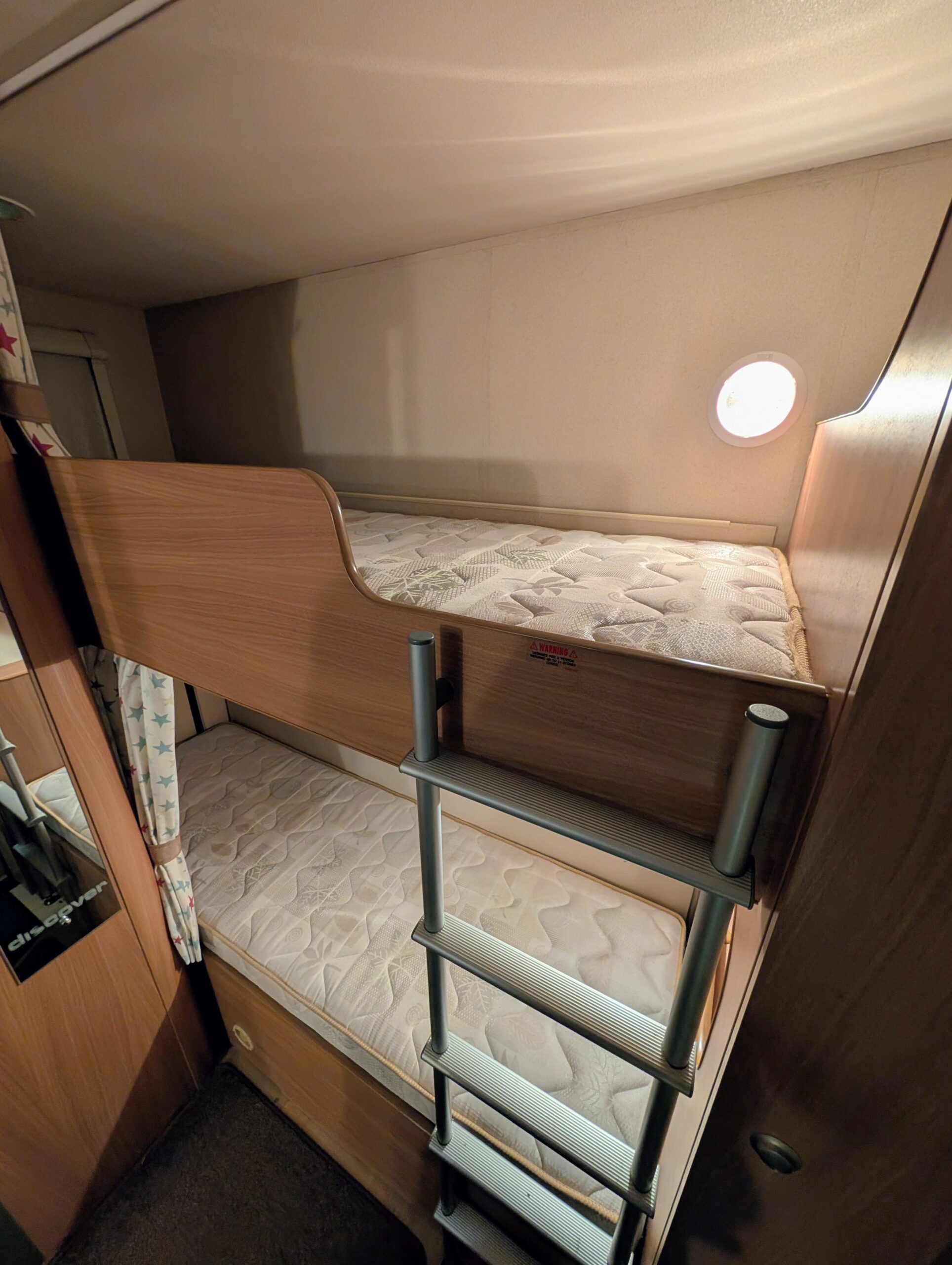 
								Swift Accord 57 full									