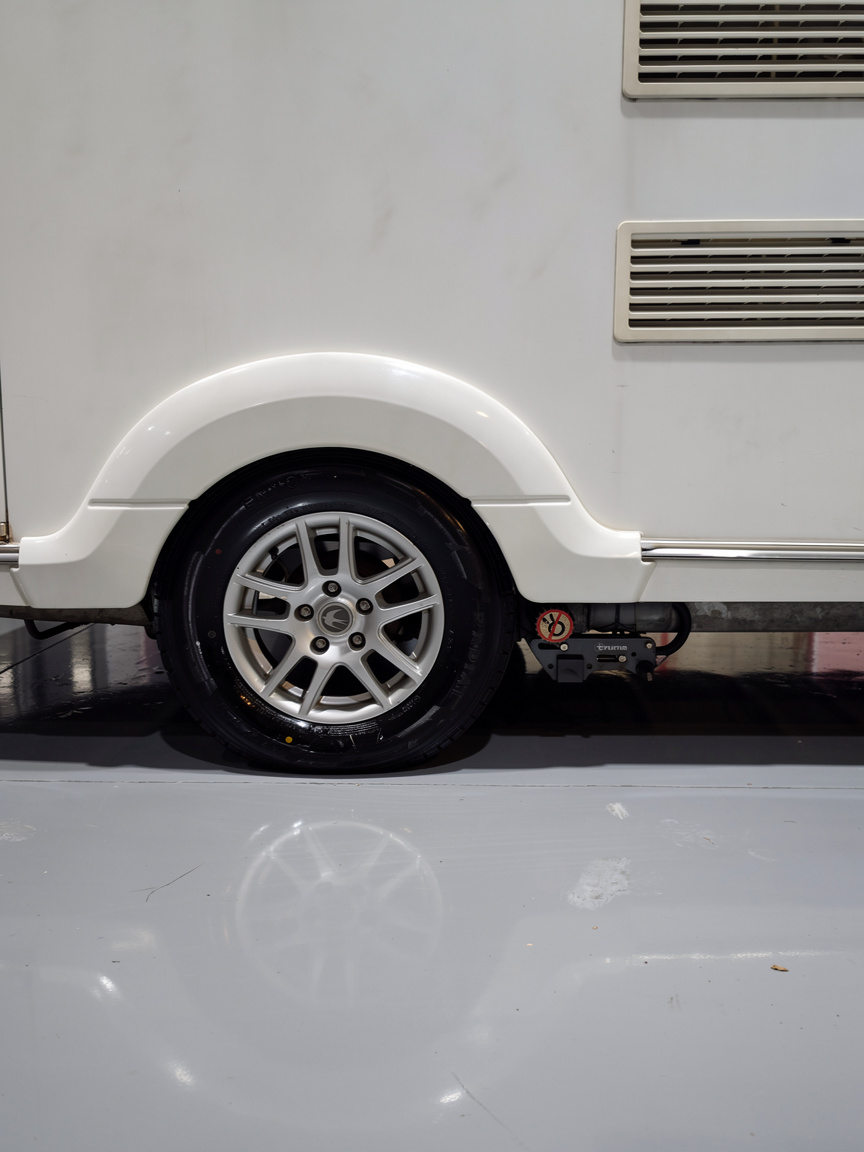 
								Swift Accord 57 full									