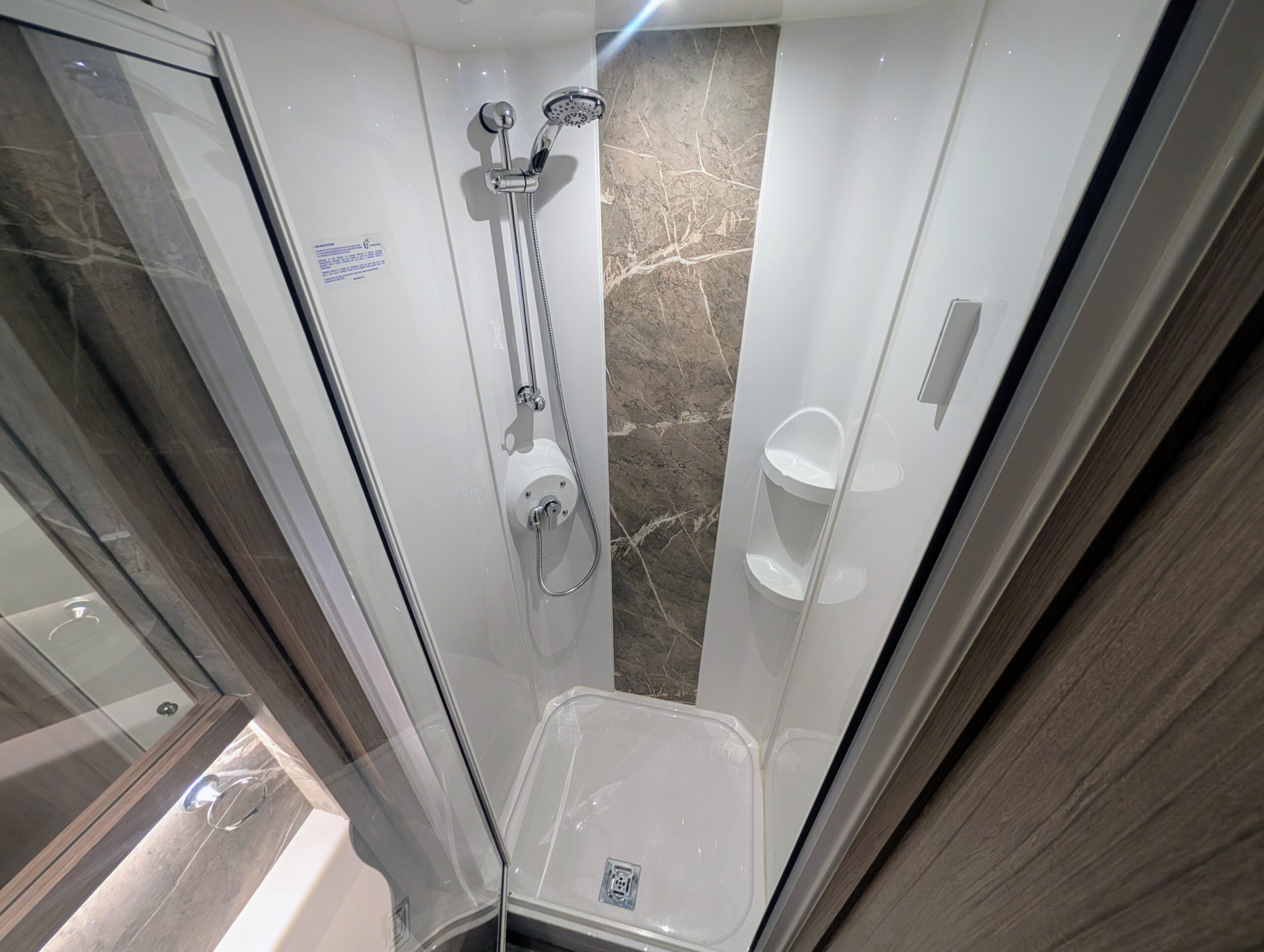 
								Coachman Laser 575 XEL full									