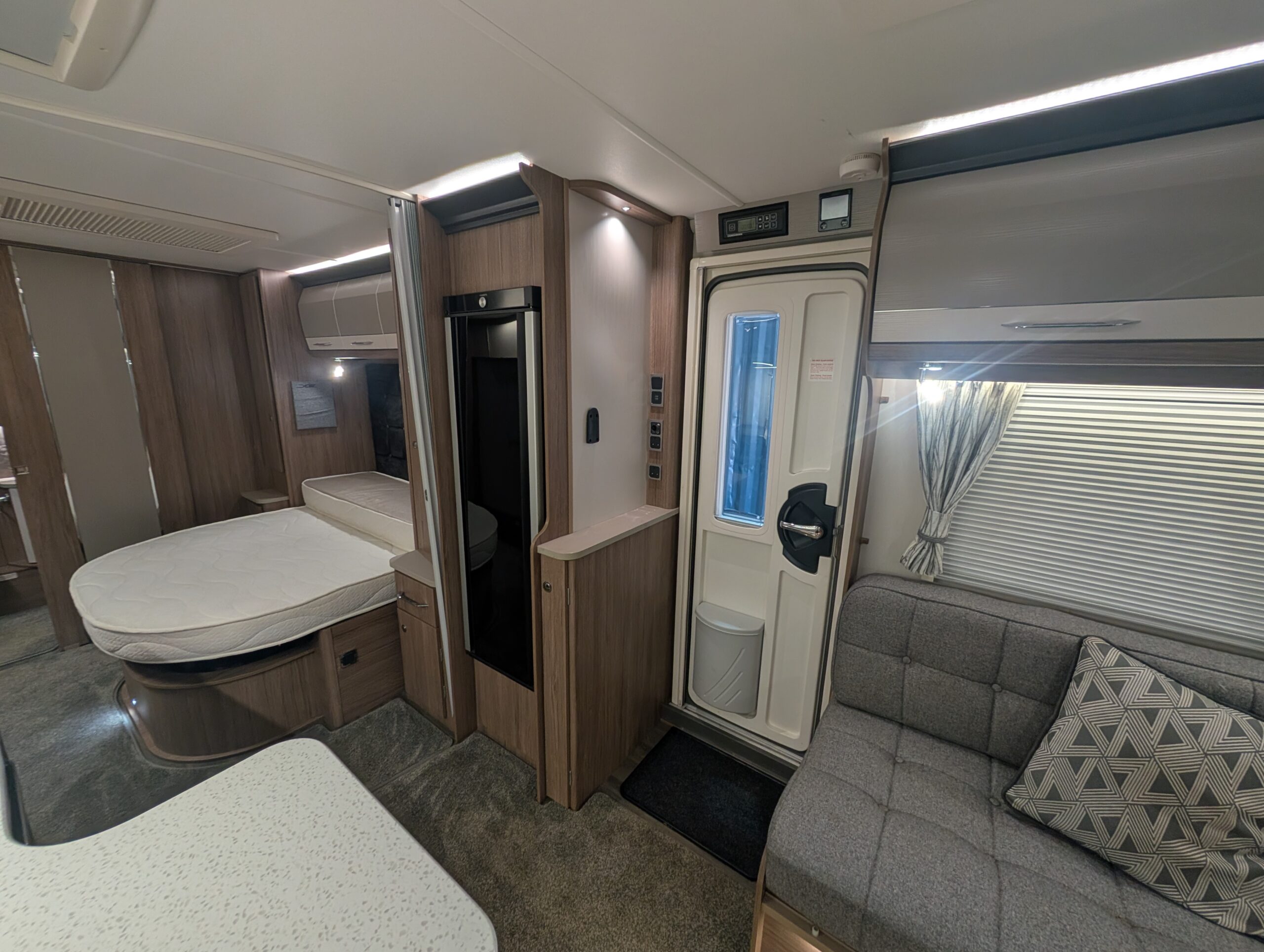 
								Coachman Laser 575 XEL full									