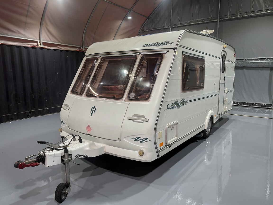 Used caravan For Sale Manchester-Herald Clermont se 2 berth caravan