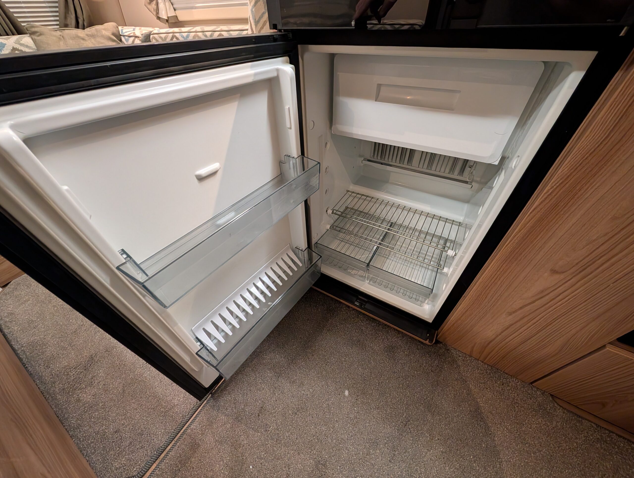 
								Swift Celebrate 4EB full									