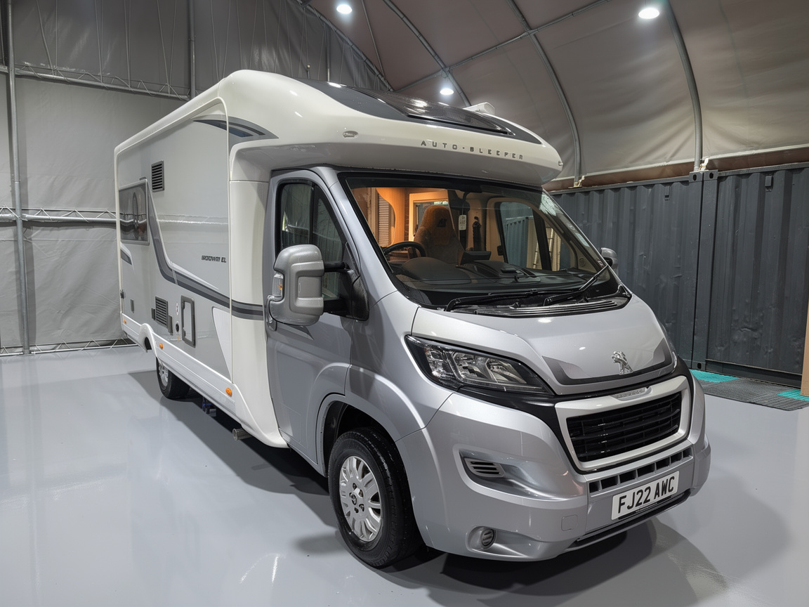 
								Auto-Sleeper Broadway EL full									