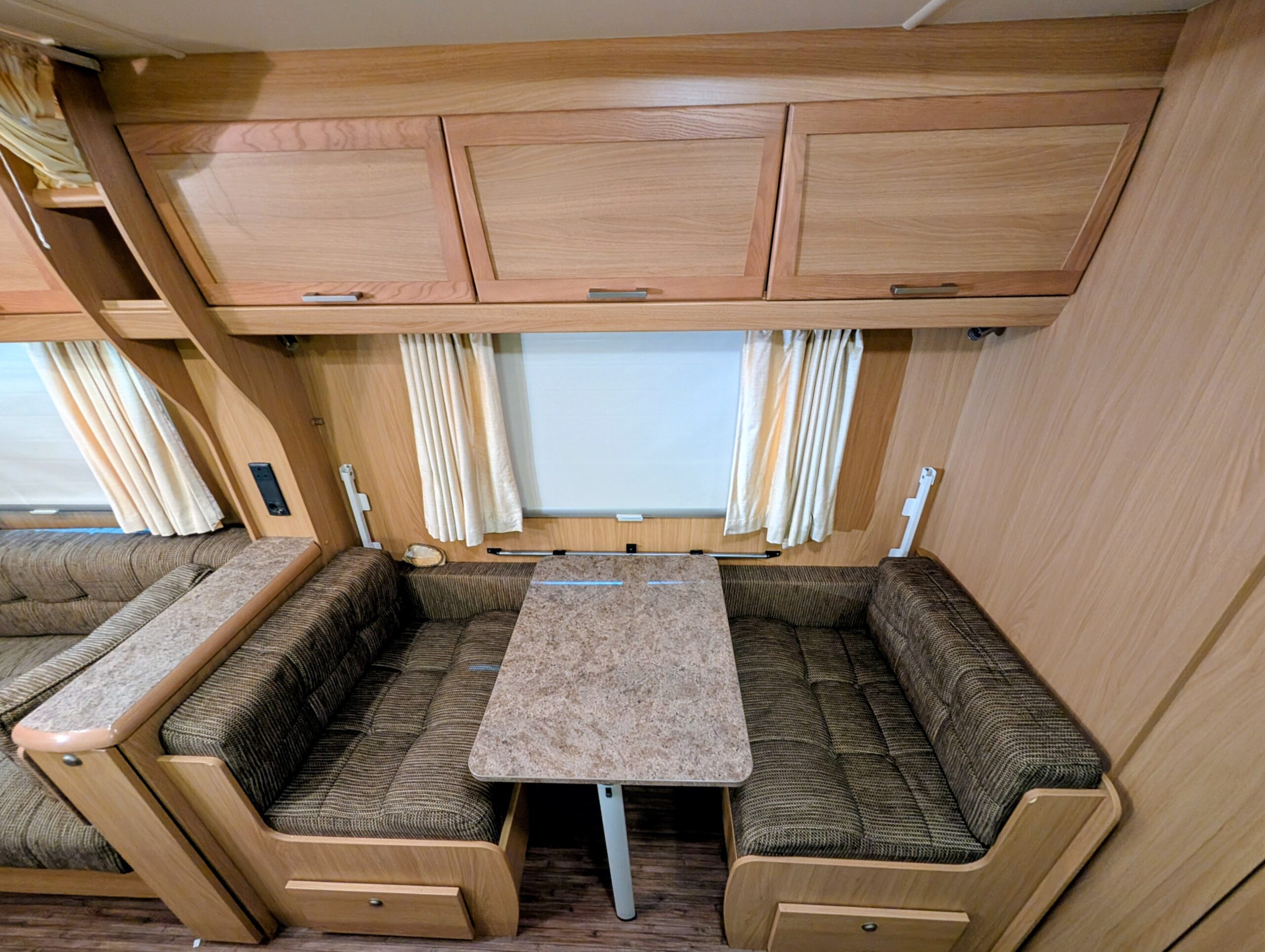 
								Elddis Odyssey 524 full									
