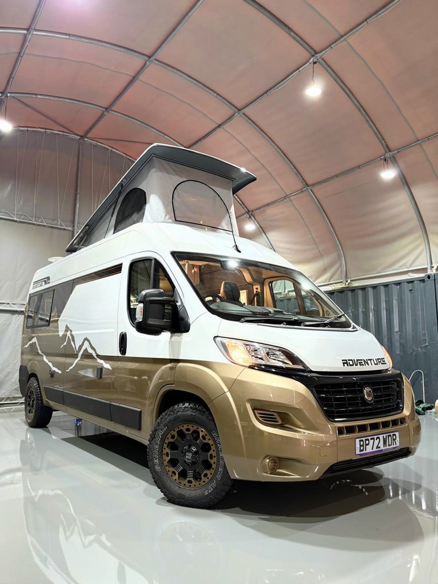 
								Citroen Relay Adventure full									