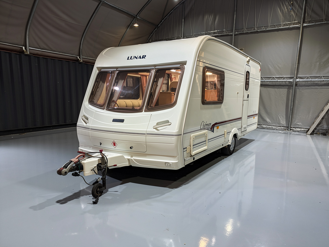 Used Caravan For Sale Manchester- Lunar Clubman 475-2CK caravan