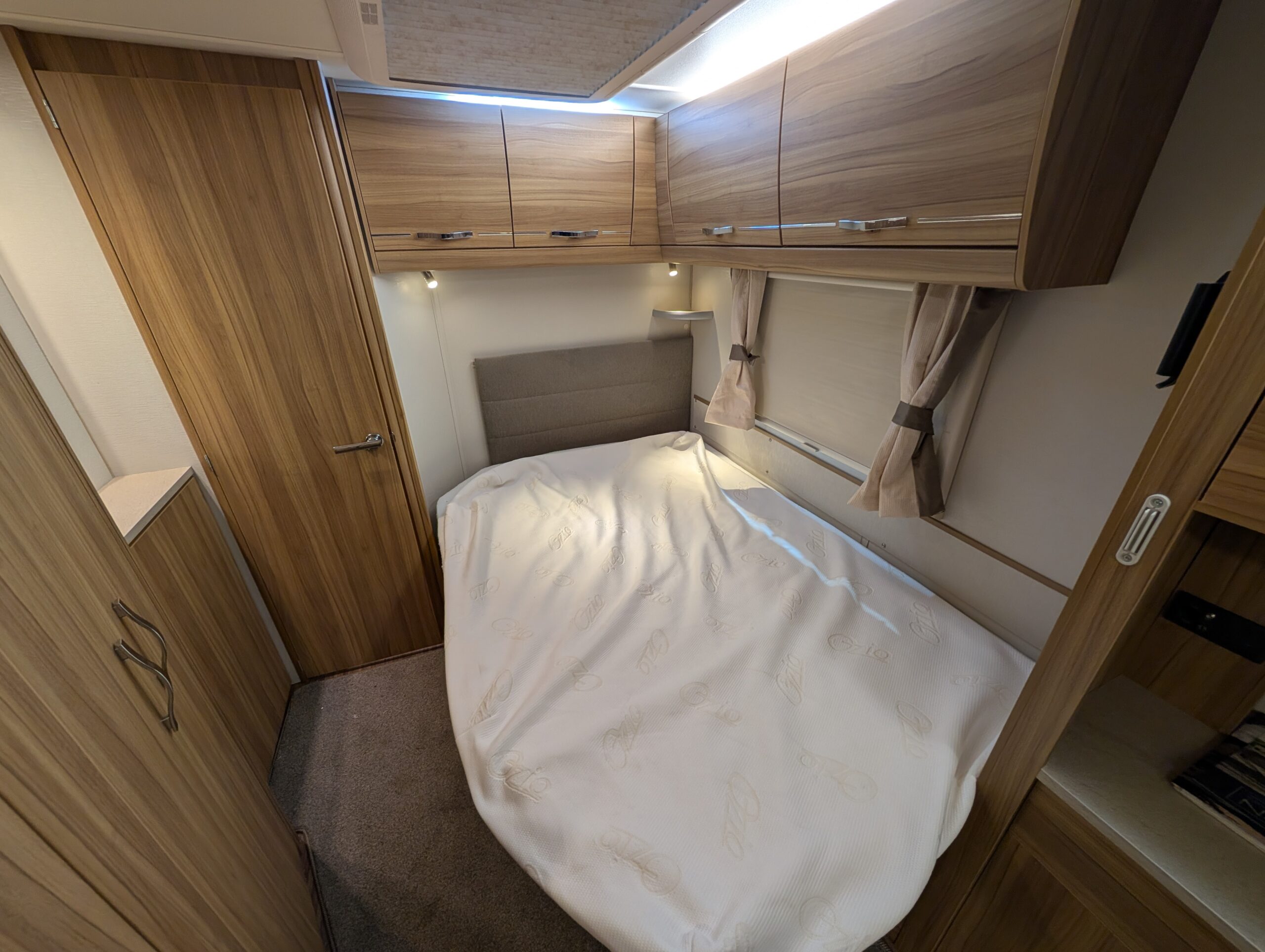 
								Elddis Supreme full									