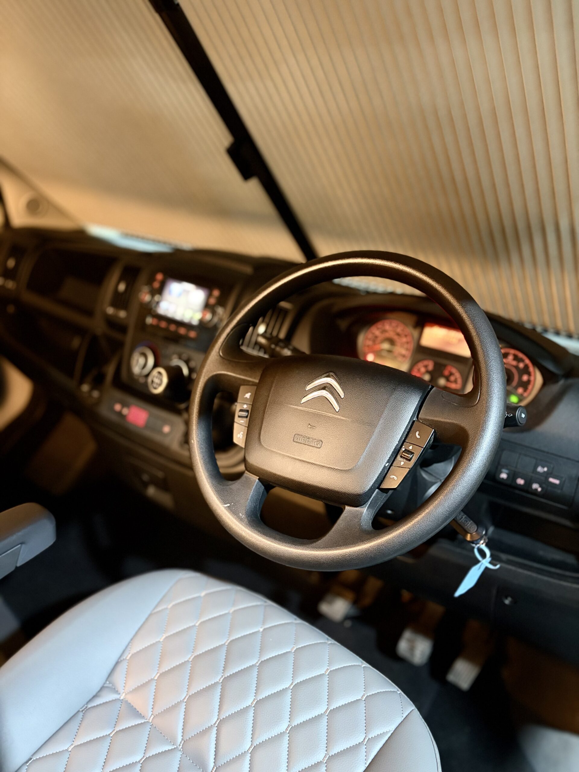 
								Citroen Relay Adventure full									