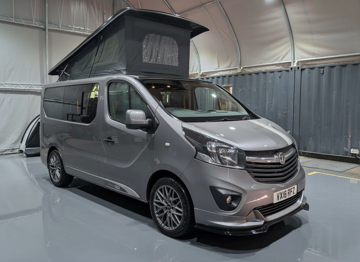 
								Vauxhall Vivaro Campervan full									