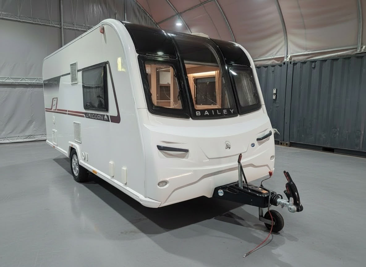 
								Bailey Unicorn Seville full									