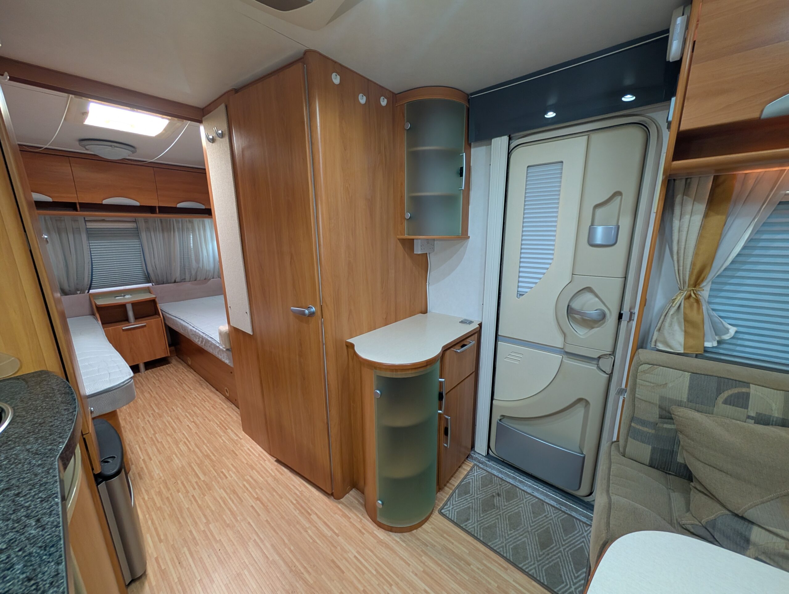 
								Hymer Nova full									