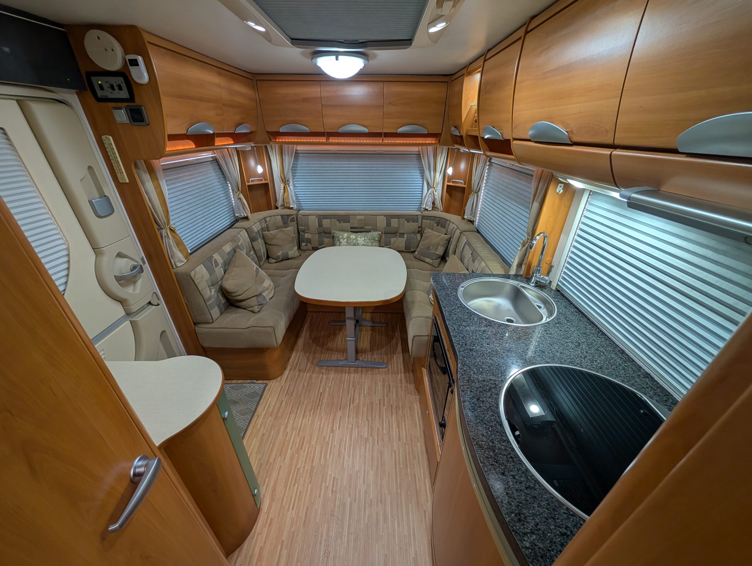 
								Hymer Nova full									