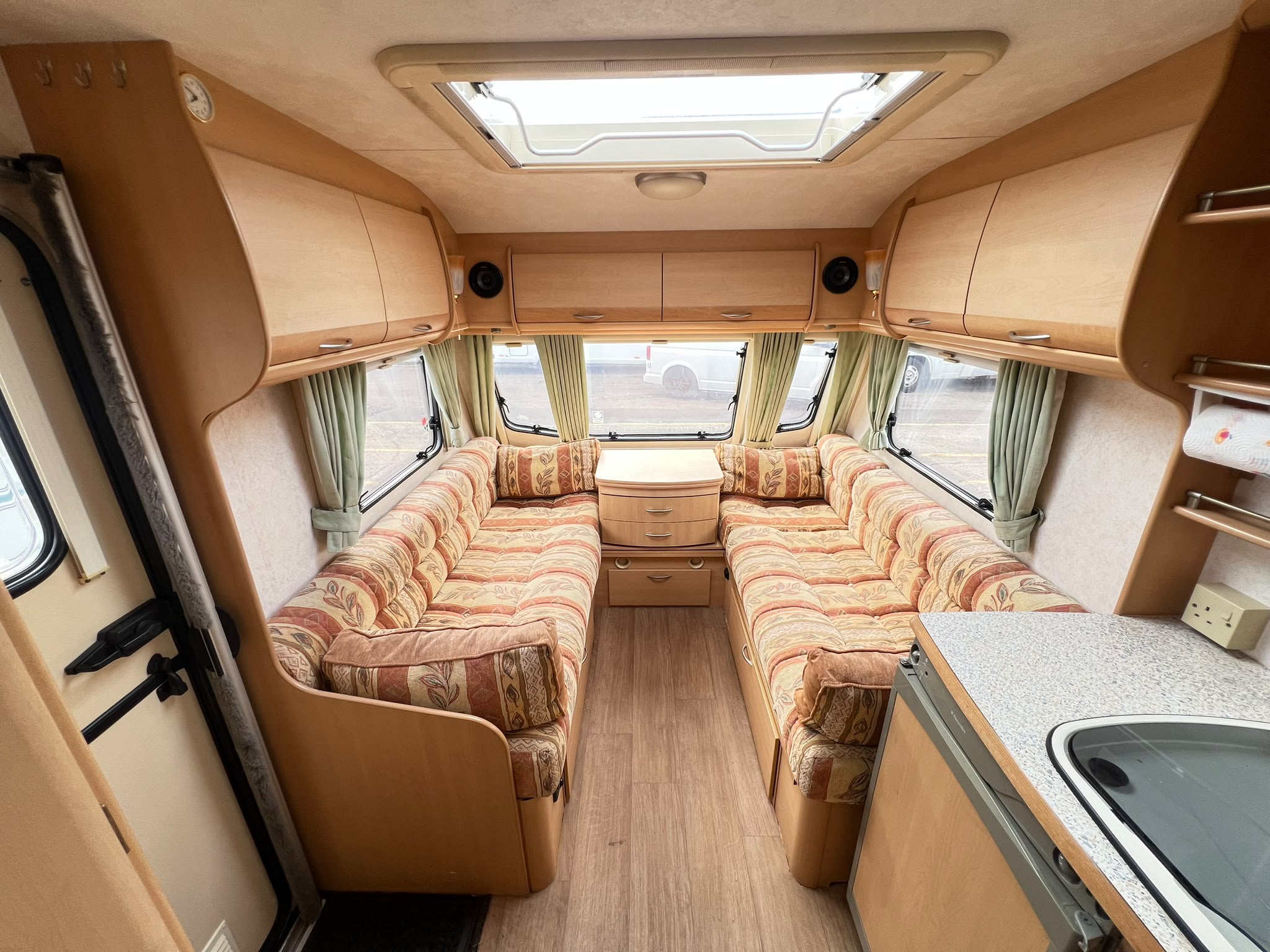 
								Coachman Amara 530-4 full									