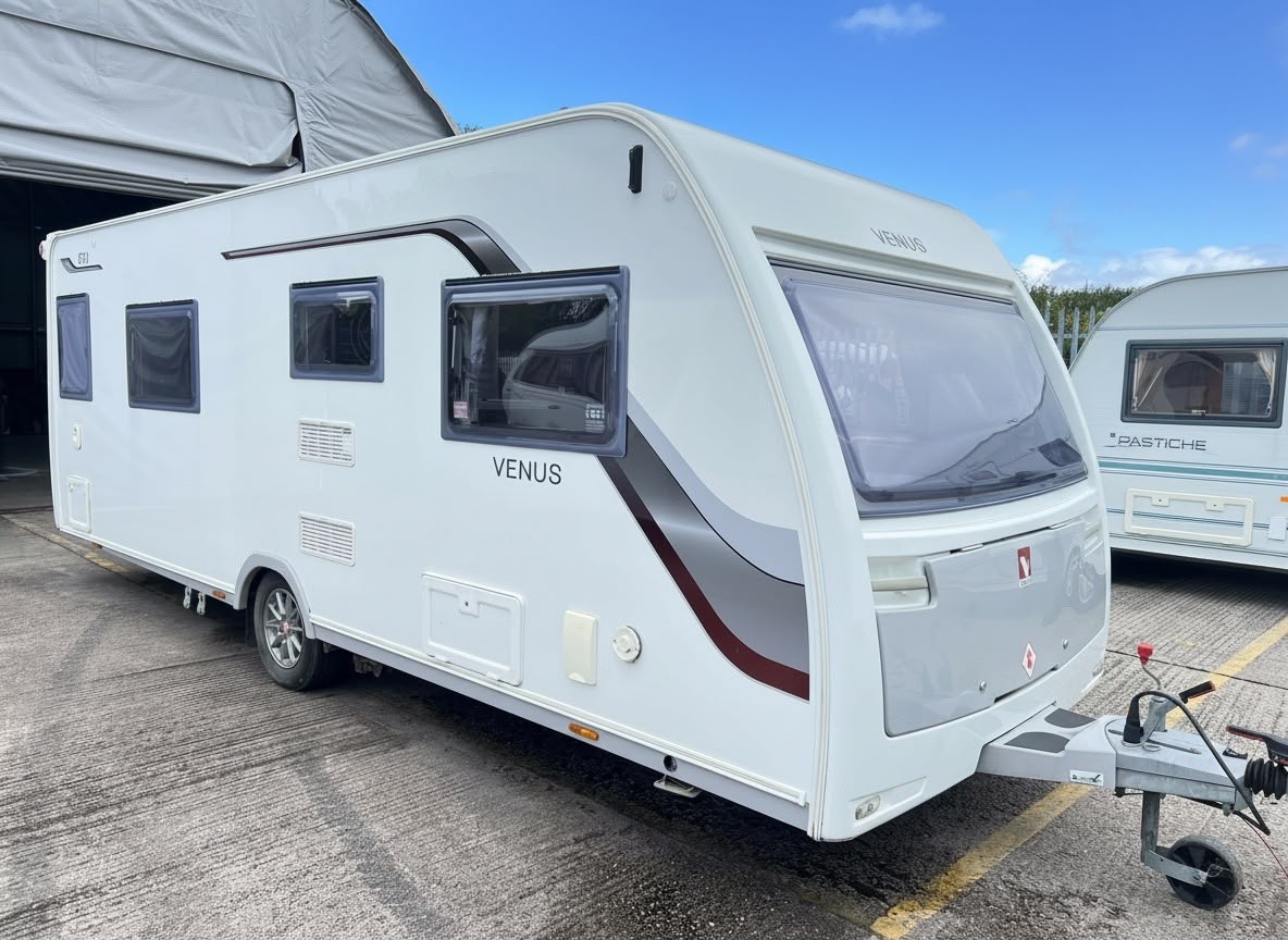 
								Lunar Venus 570 full									