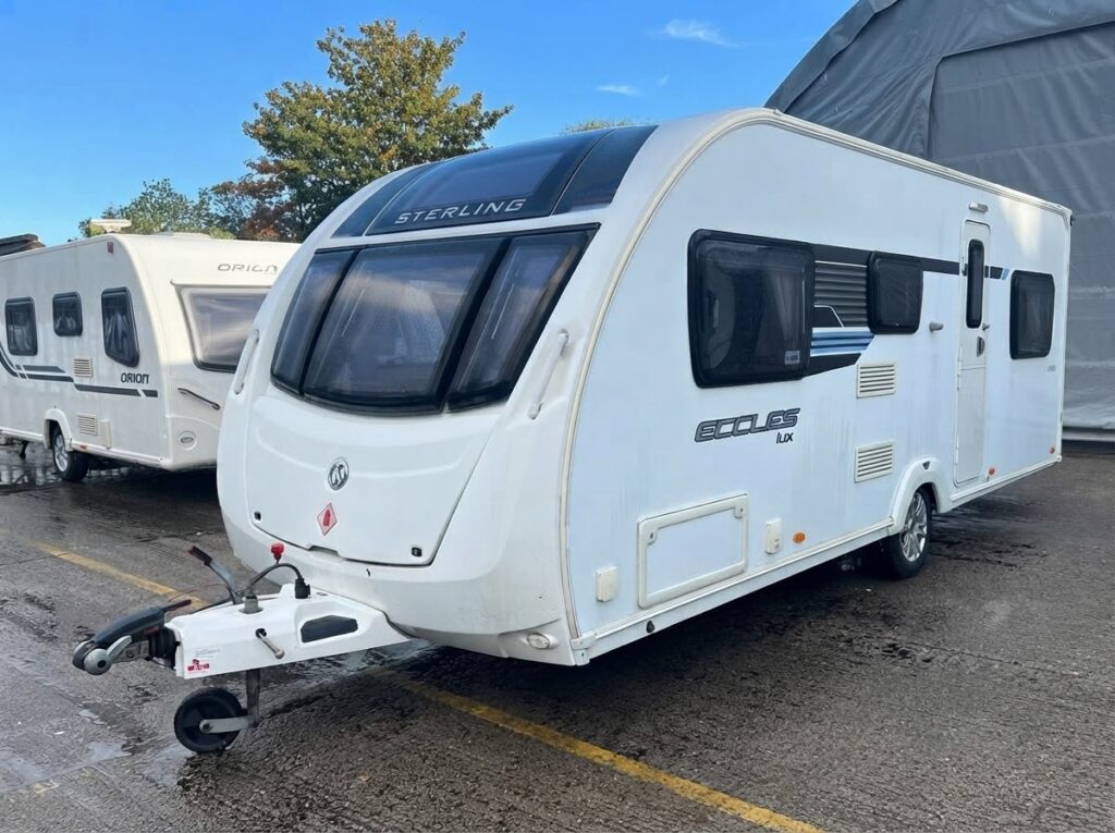 Sterling Eccles Lux 586